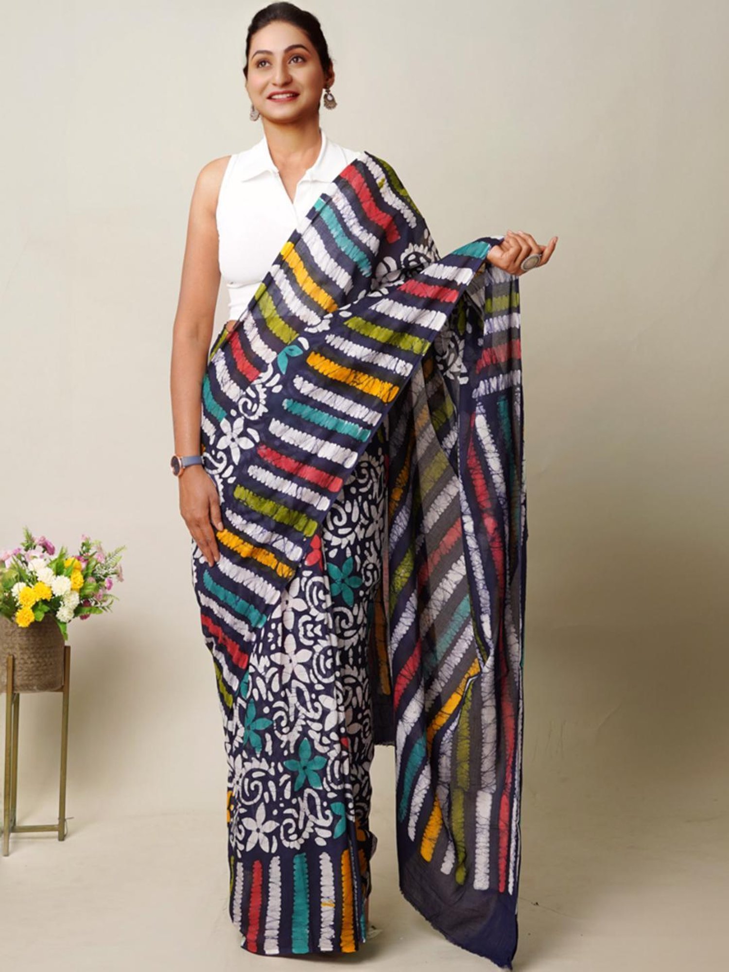 Unnati Silks Navy Cotton Printed Saree With Unstitched Blouse