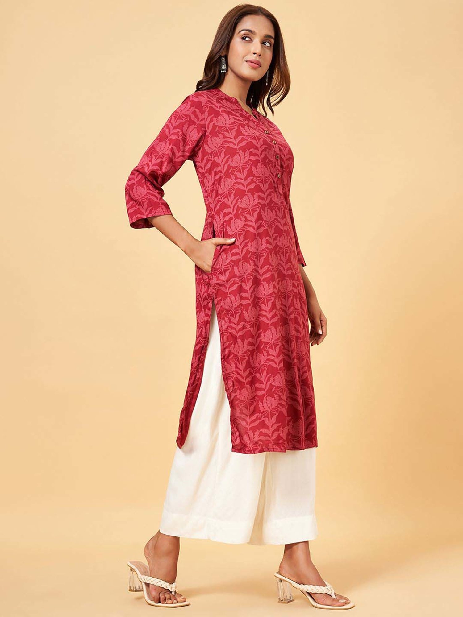 Rangmanch by Pantaloons Rumba Red Printed Straight Kurta