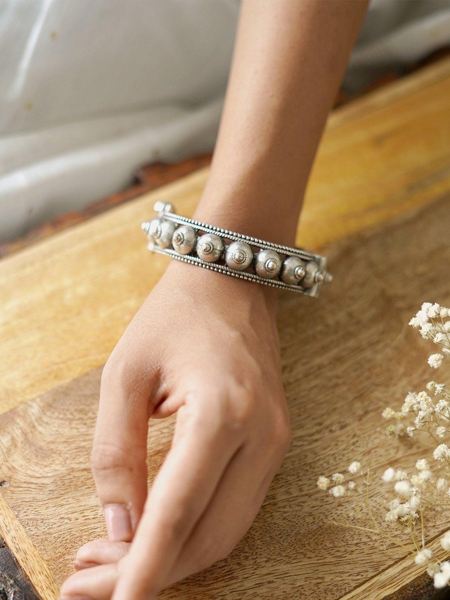 Teejh Ethnic  Sharmila Silver Oxidized Bangle for Women