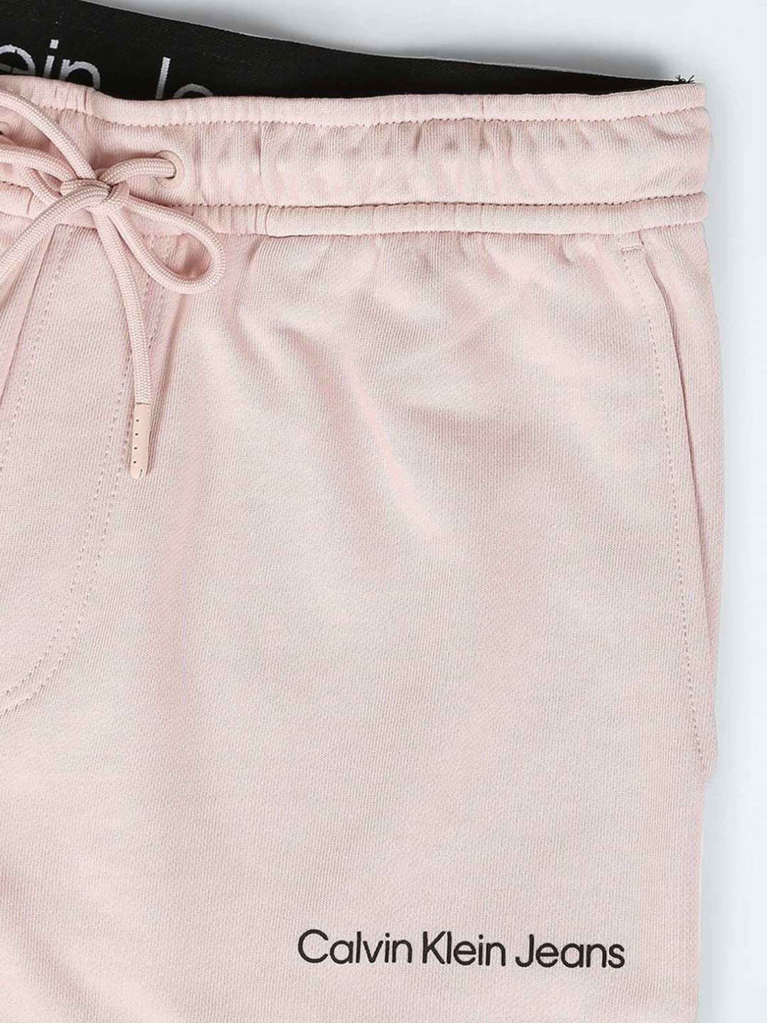 Calvin Klein Jeans Sepia Rose Regular Fit Shorts