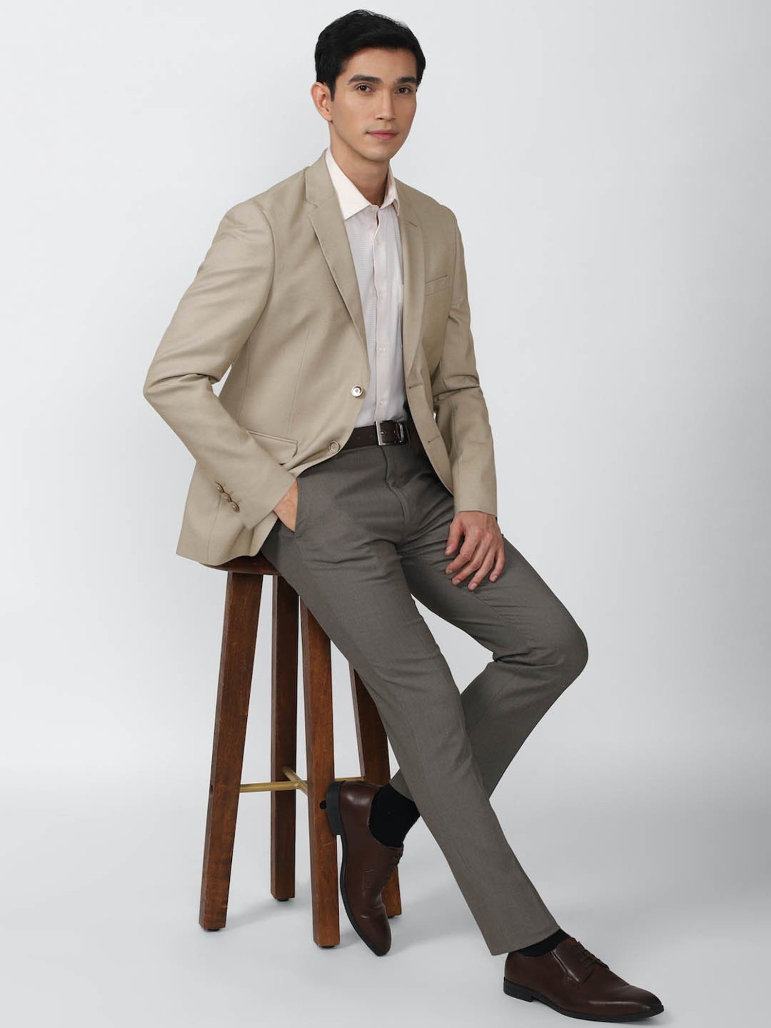 Peter England Elite Beige Slim Fit Blazer