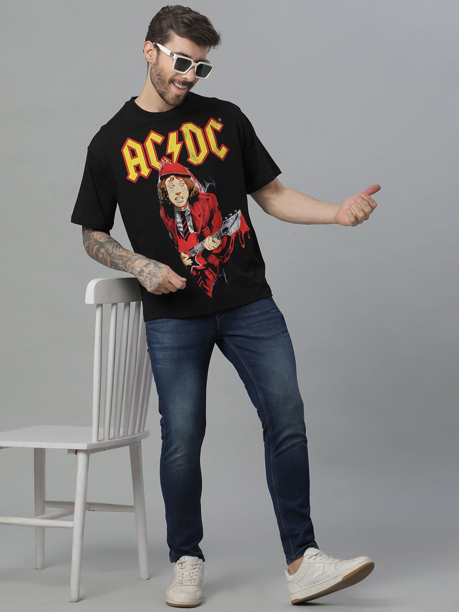 Free Authority Black Loose Fit Printed T-Shirt