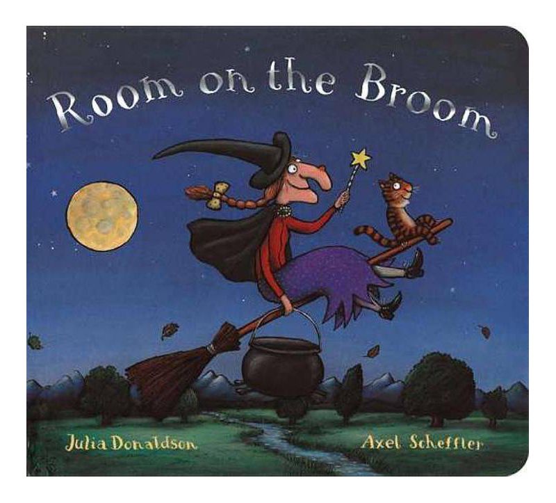Room on the Broom (Reprint) - by Julia Donaldson (Board Book)