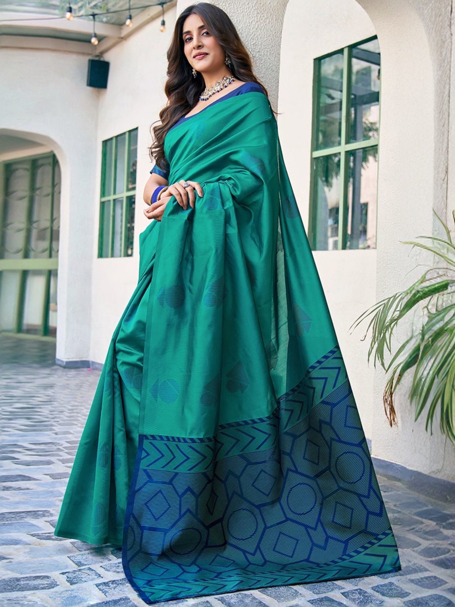 Unnati Silks Red Silk Printed Saree With Unstitched Blouse