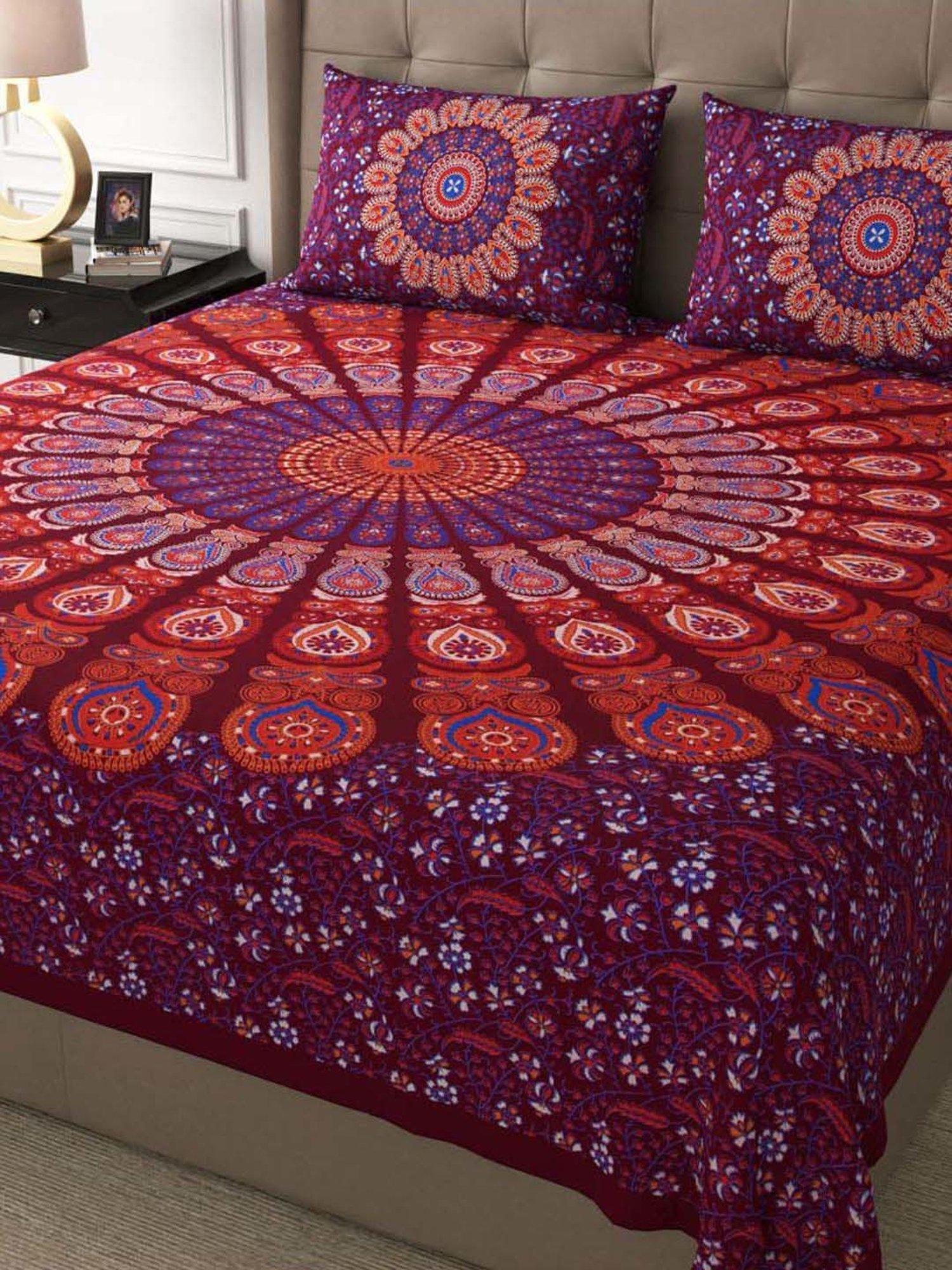 JaipurFabric Sangria 100% Pure Cotton 180 TC Double Bedsheet with 2 Pillow Covers