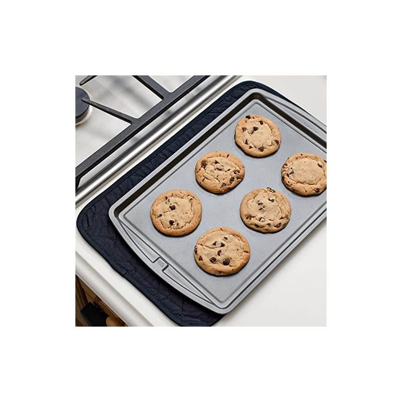 422300 Trivet Mat, 11 by 17-Inch, Black