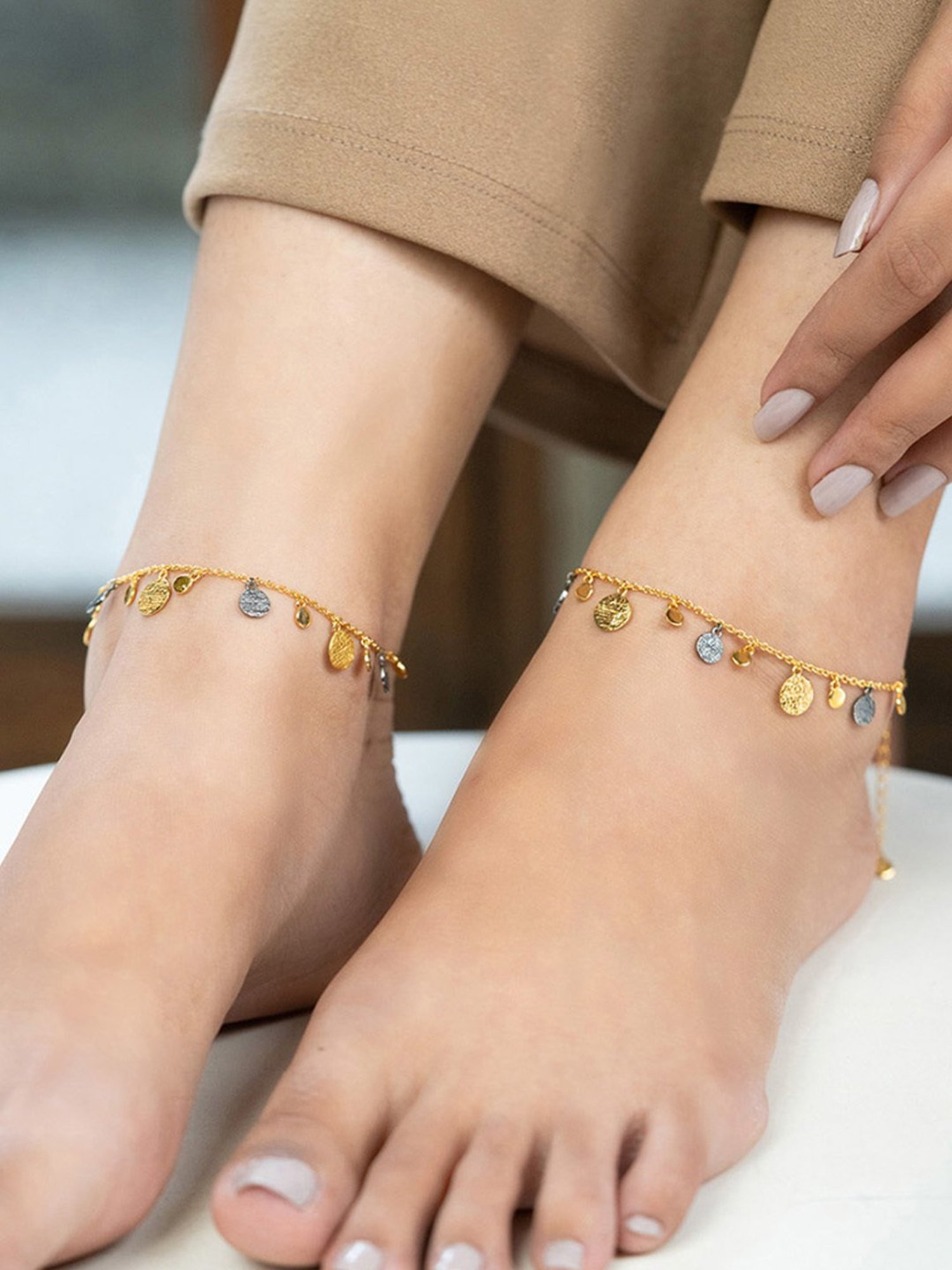 Shaya 92.5 Sterling Silver Meant to Shine Confetti Anklets in Gold Plating for Women