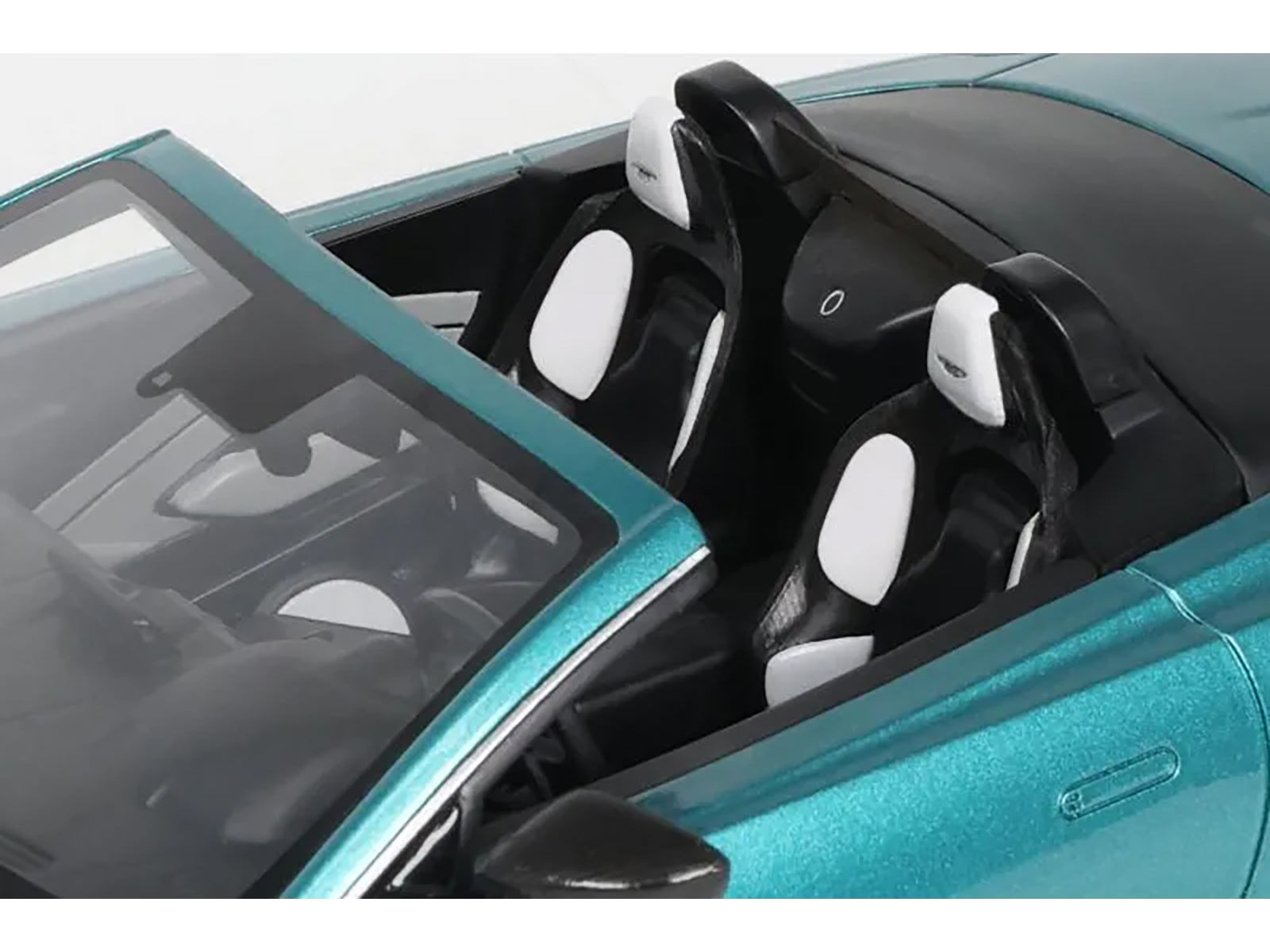 Aston Martin V12 Vantage RHD (Right Hand Drive) Scorpus Red with Black Top and Carbon Hood 1/18 Model Car by Top Speed