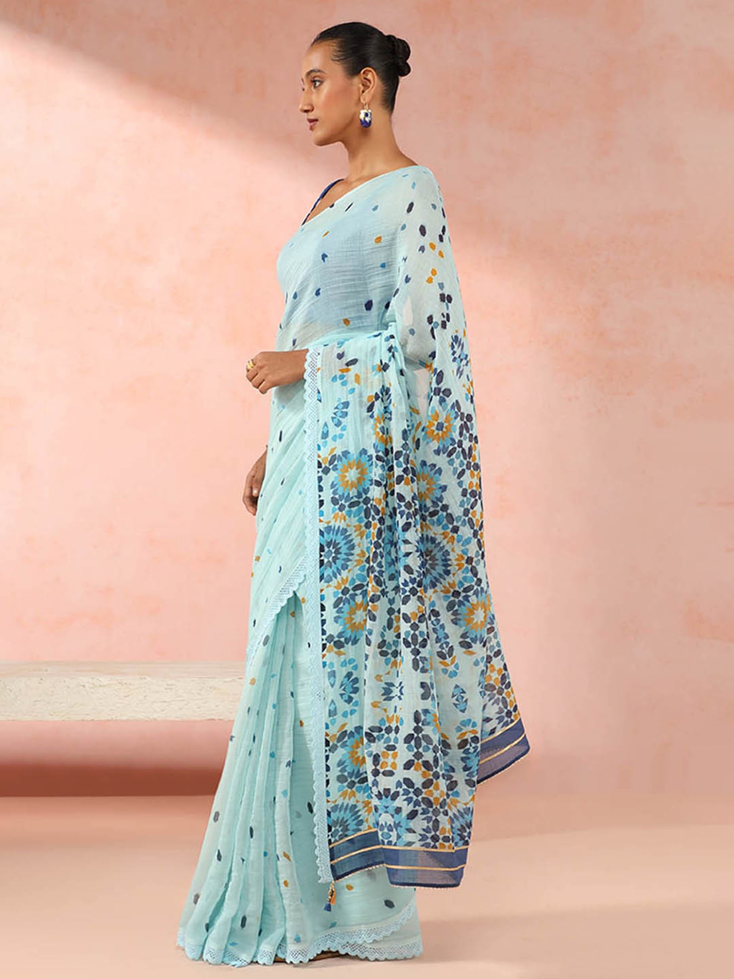 Taneira Blue Cotton Silk Printed Saree With Unstitched Blouse Piece