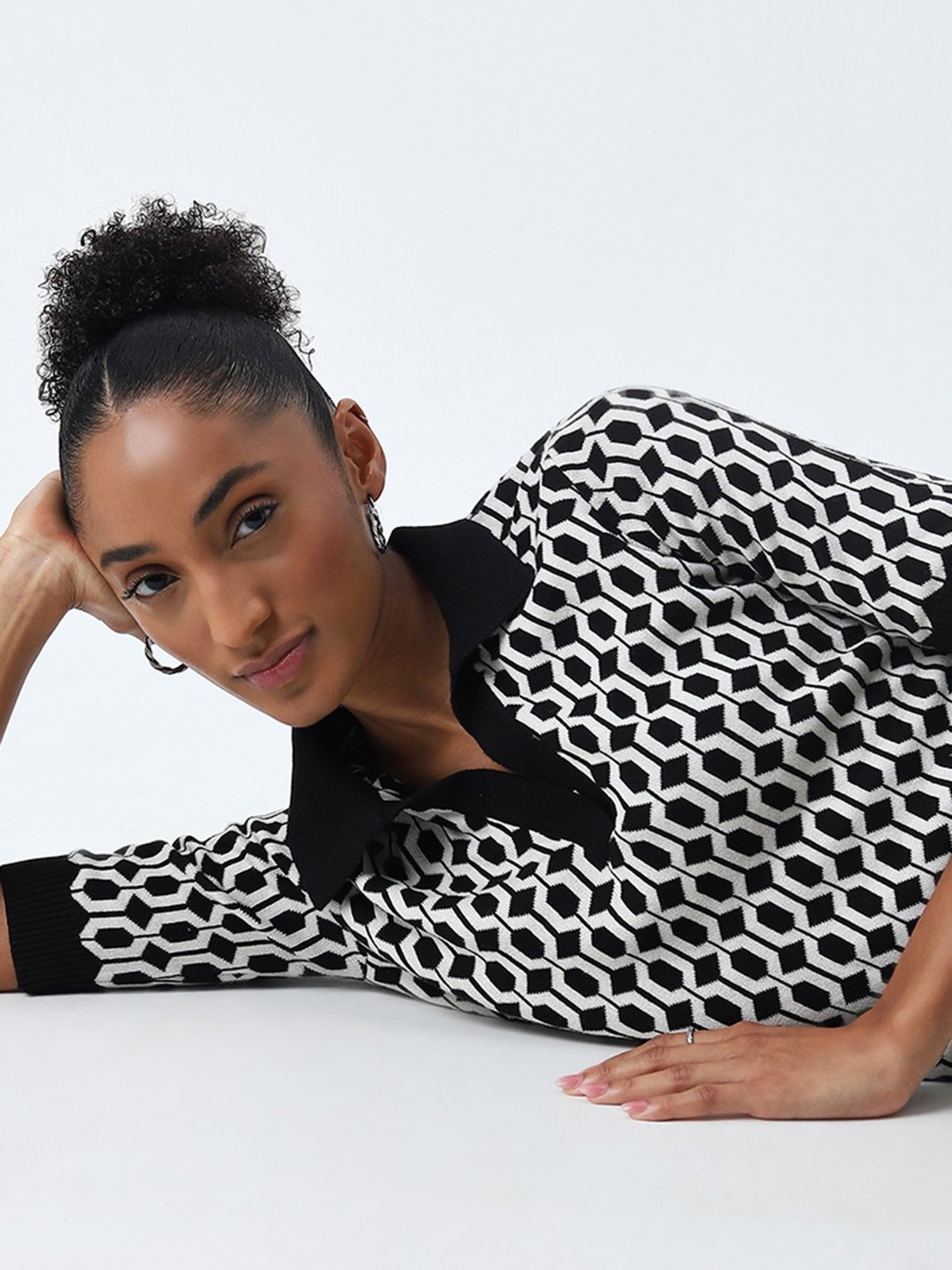 Wardrobe by Westside Black Geometric Printed Knitted Cotton Top