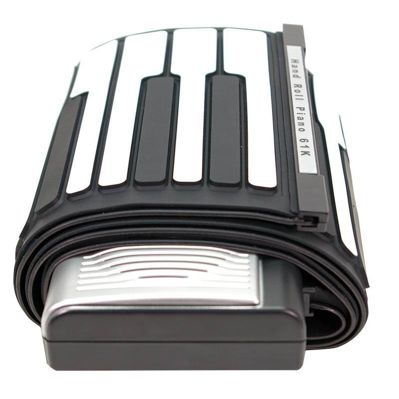 axGear USB Wired Keyboard Full Sized Water Spill Resistant Black