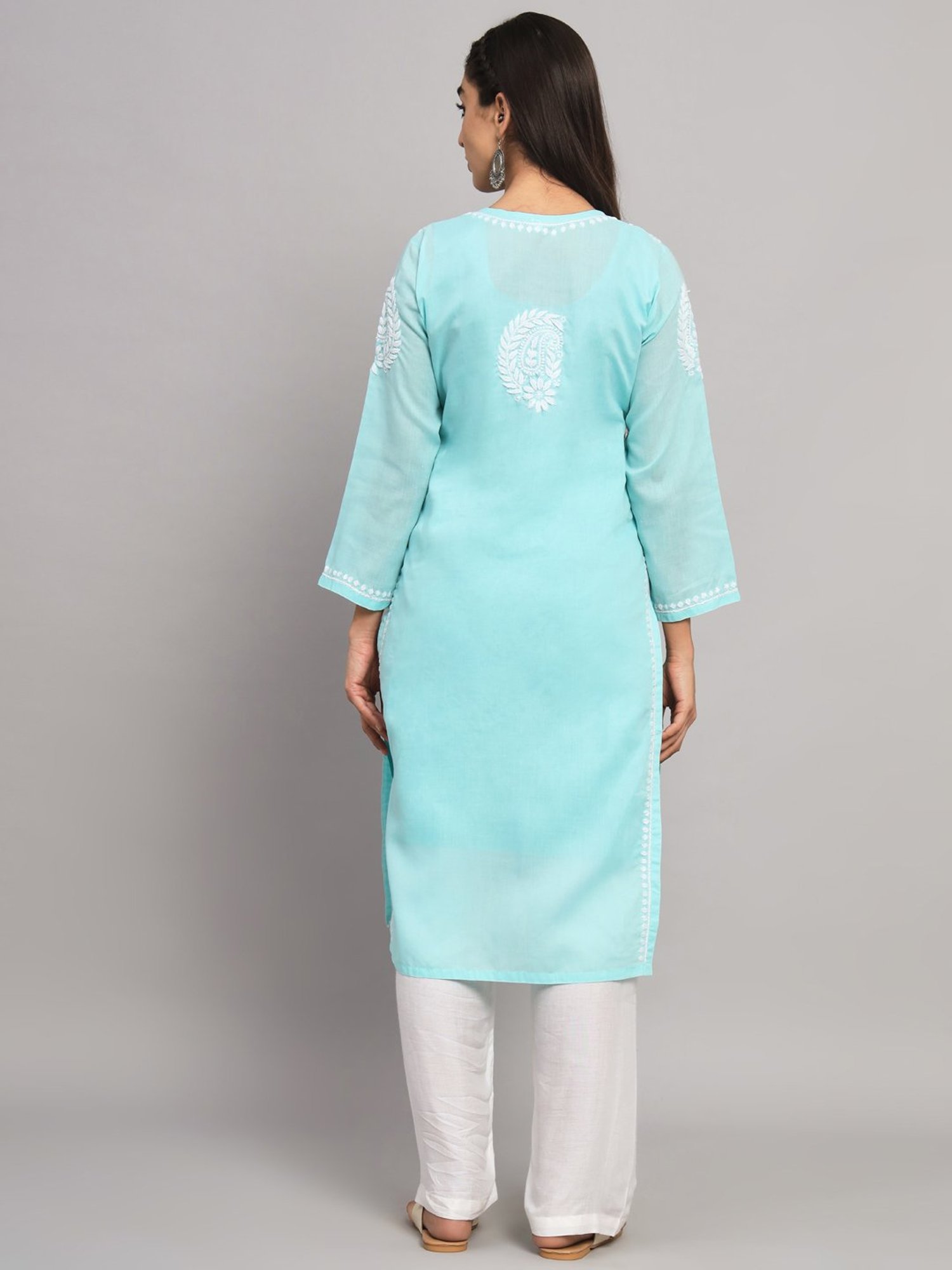 PARAMOUNT CHIKAN Sky Blue Cotton Chikankari Straight Kurta