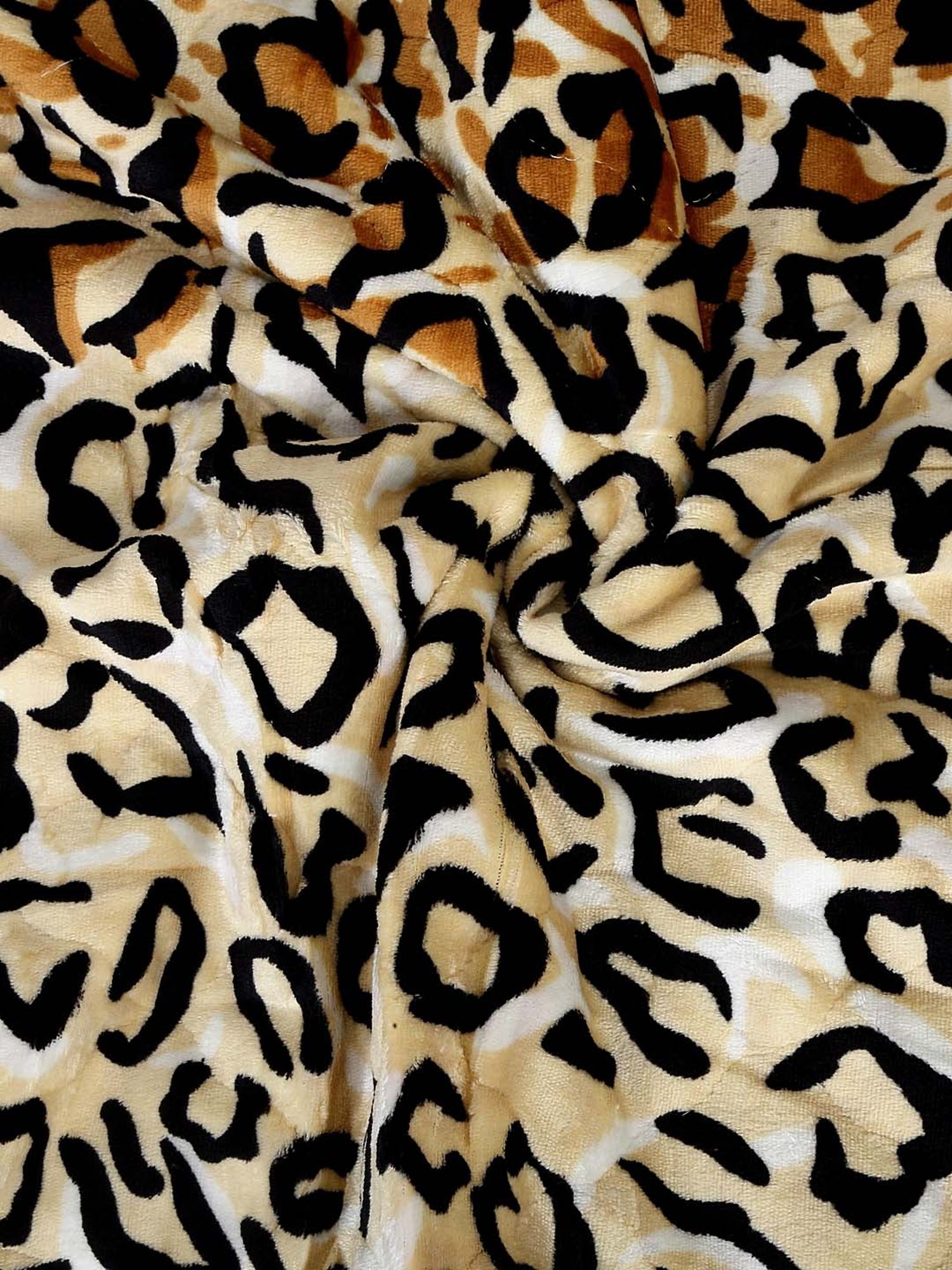 Welspun Bliss Light Silver & Blue Microfibre 120 GSM Shell Double Bed Quilt