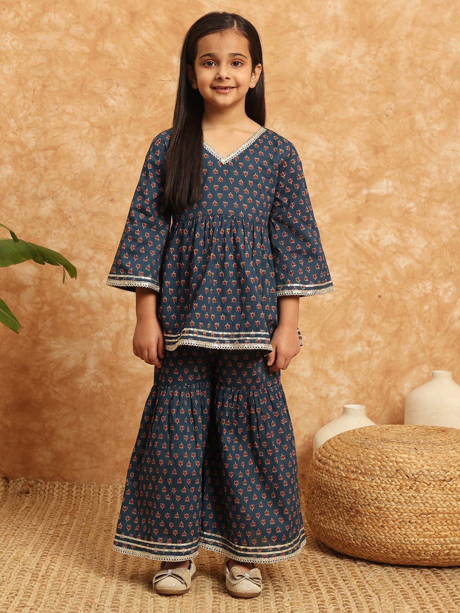 READIPRINT FASHIONS Kids Blue Printed Kurti with Gharara