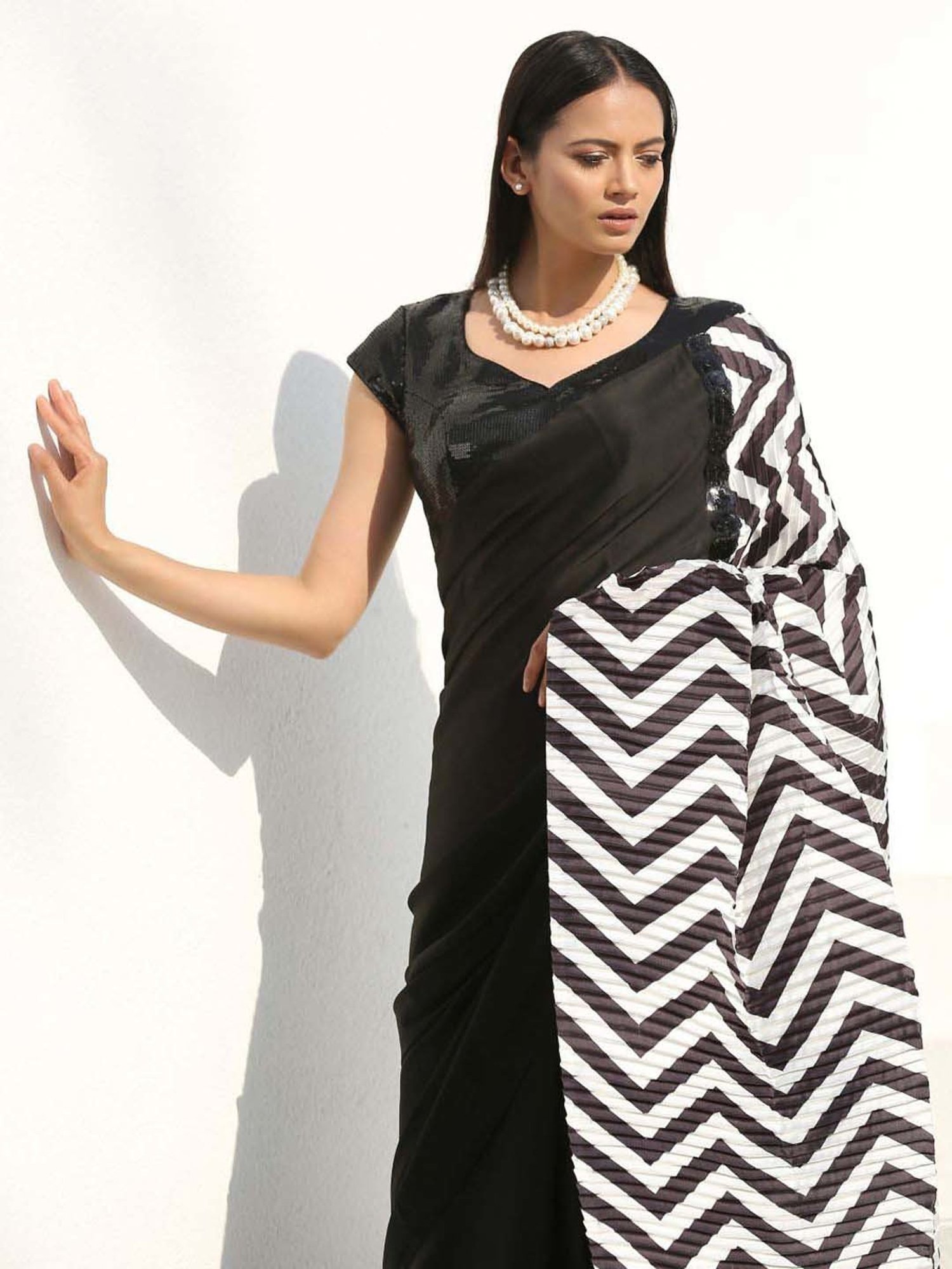 Swtantra Black Embellished Readymade Blouse