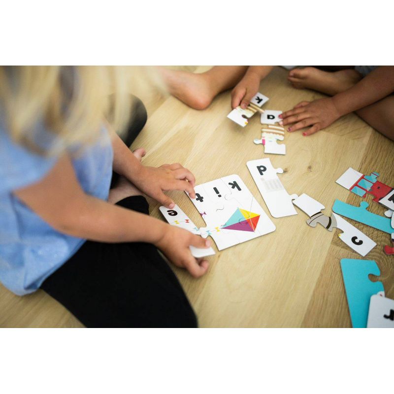 Chuckle & Roar Learning Puzzle Spelling – 70pc