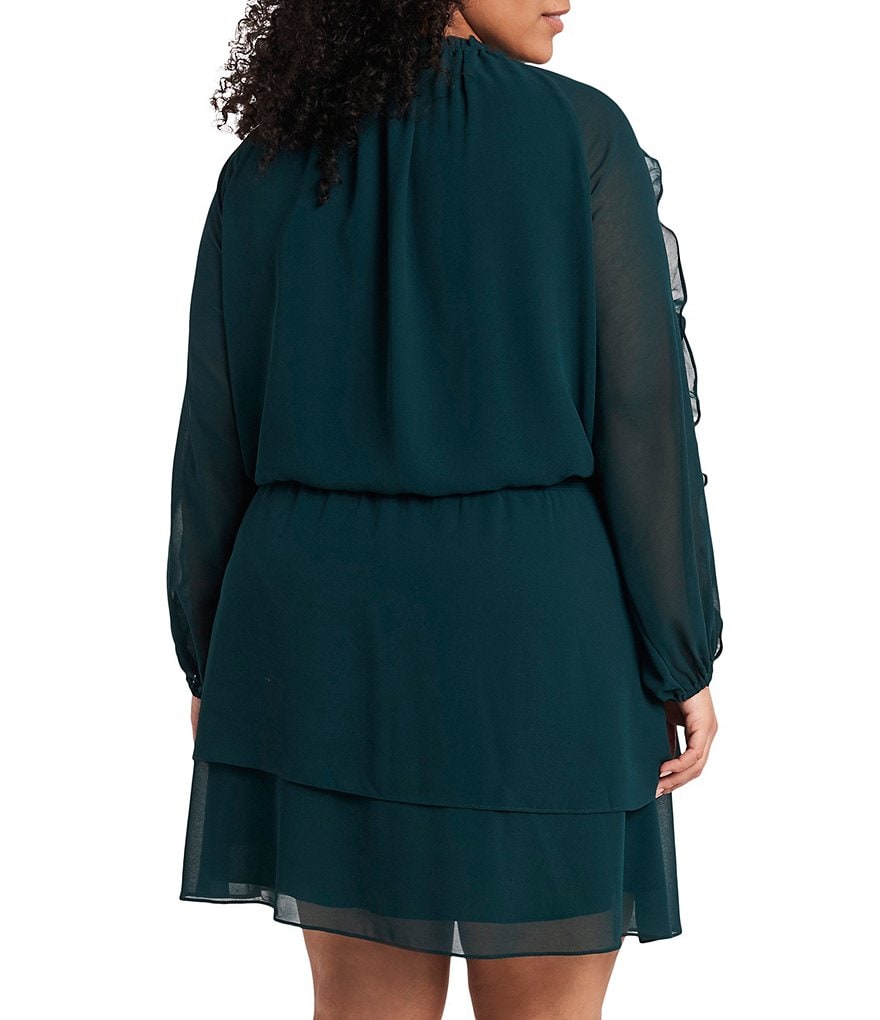 Jkara Plus V-Neck Short Sleeve Beaded Bodice Capelet Gown