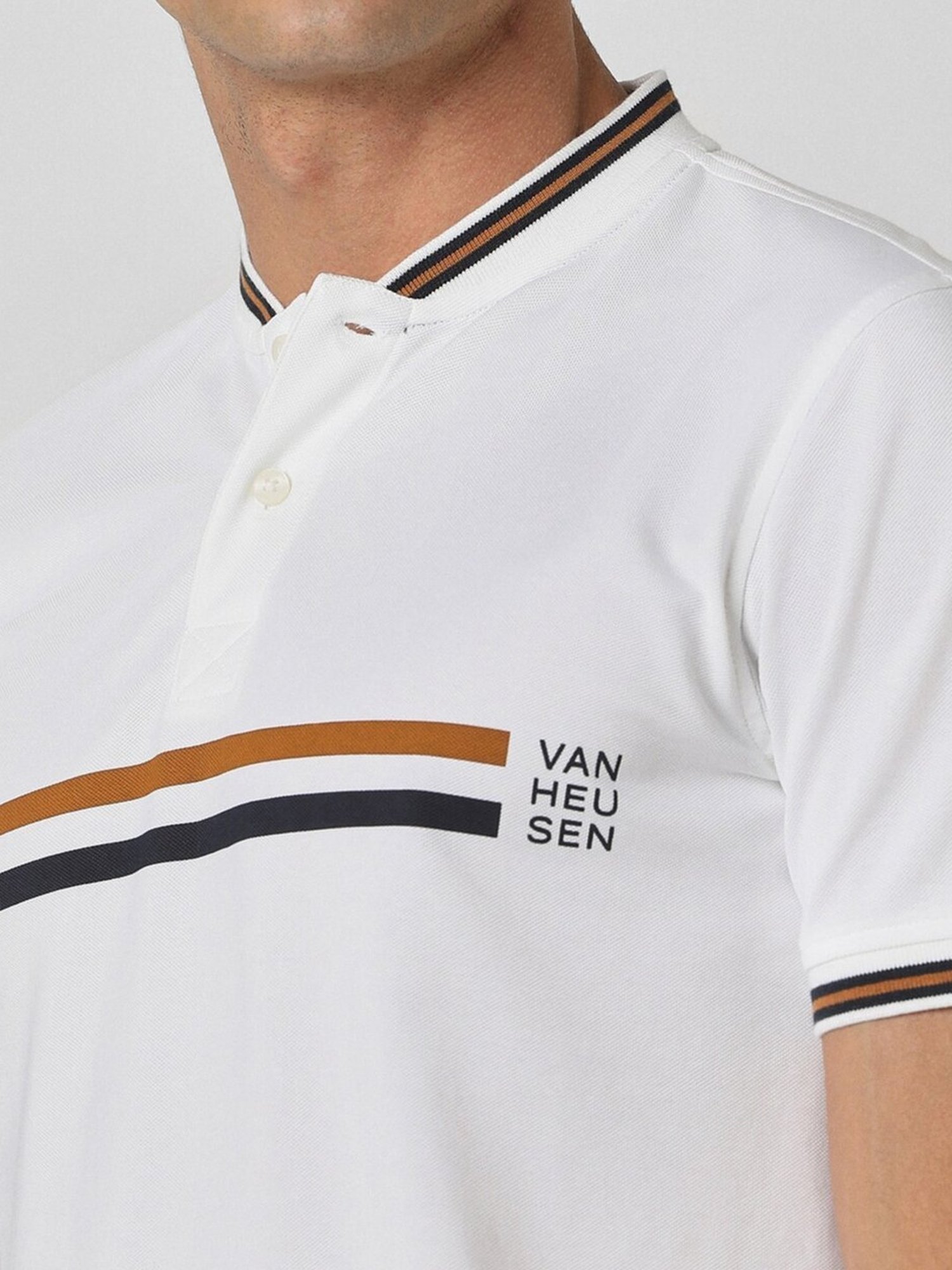 Van Heusen White Regular Fit Printed Henley T-Shirt