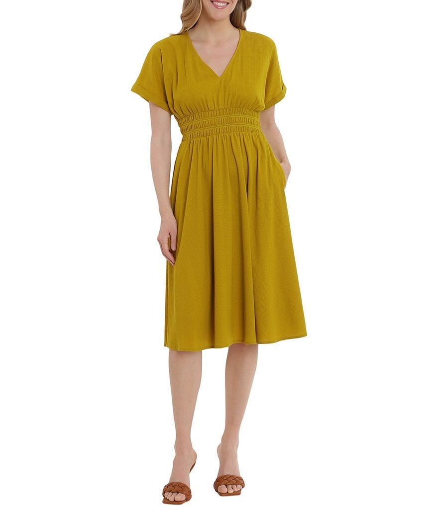 Jkara Petite Size 3/4 Sleeve Lined Illusion Crew Neck Beaded Gown