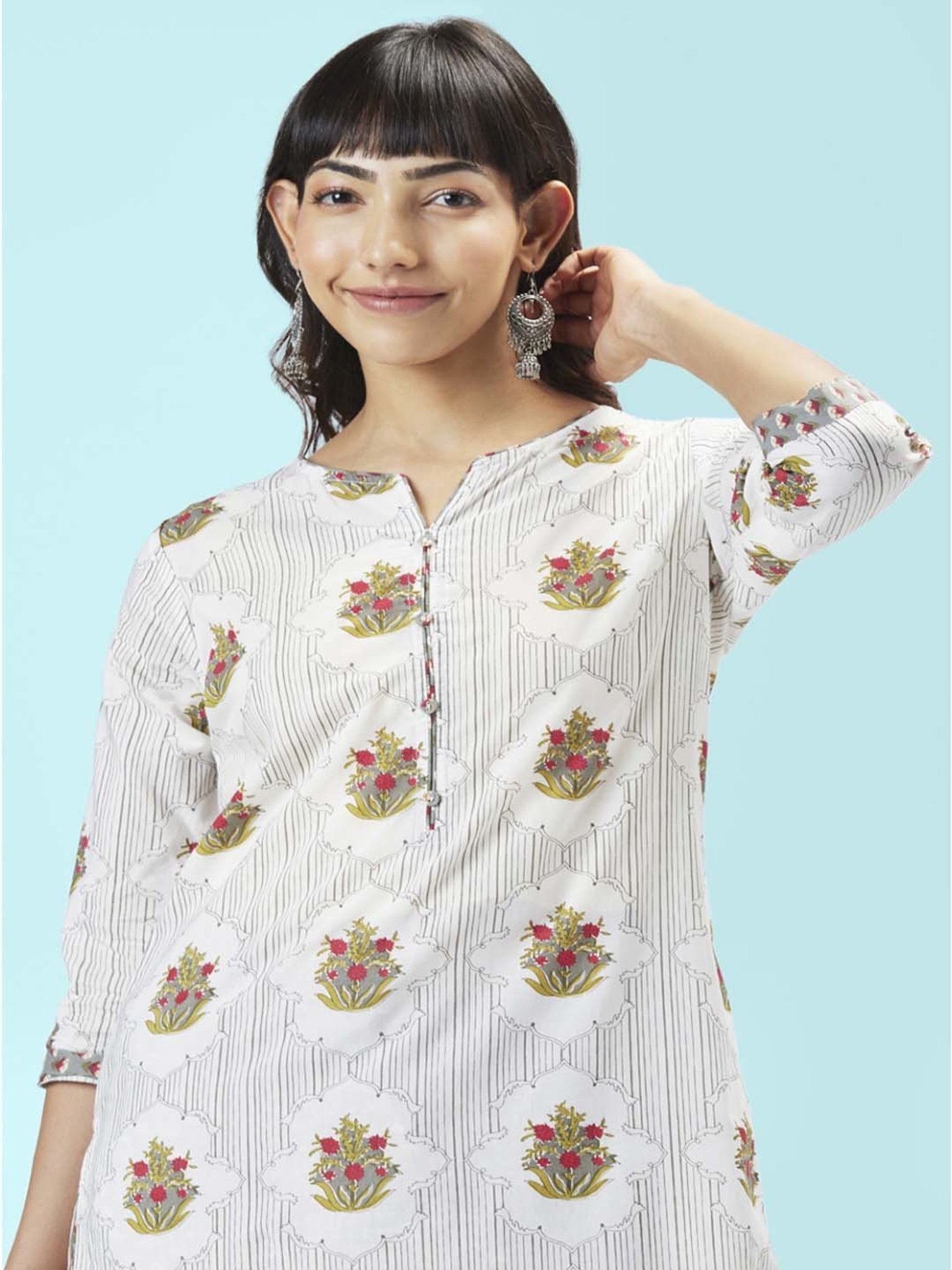 Rangmanch by Pantaloons White & Grey Cotton Floral Print Kurta Palazzo Set