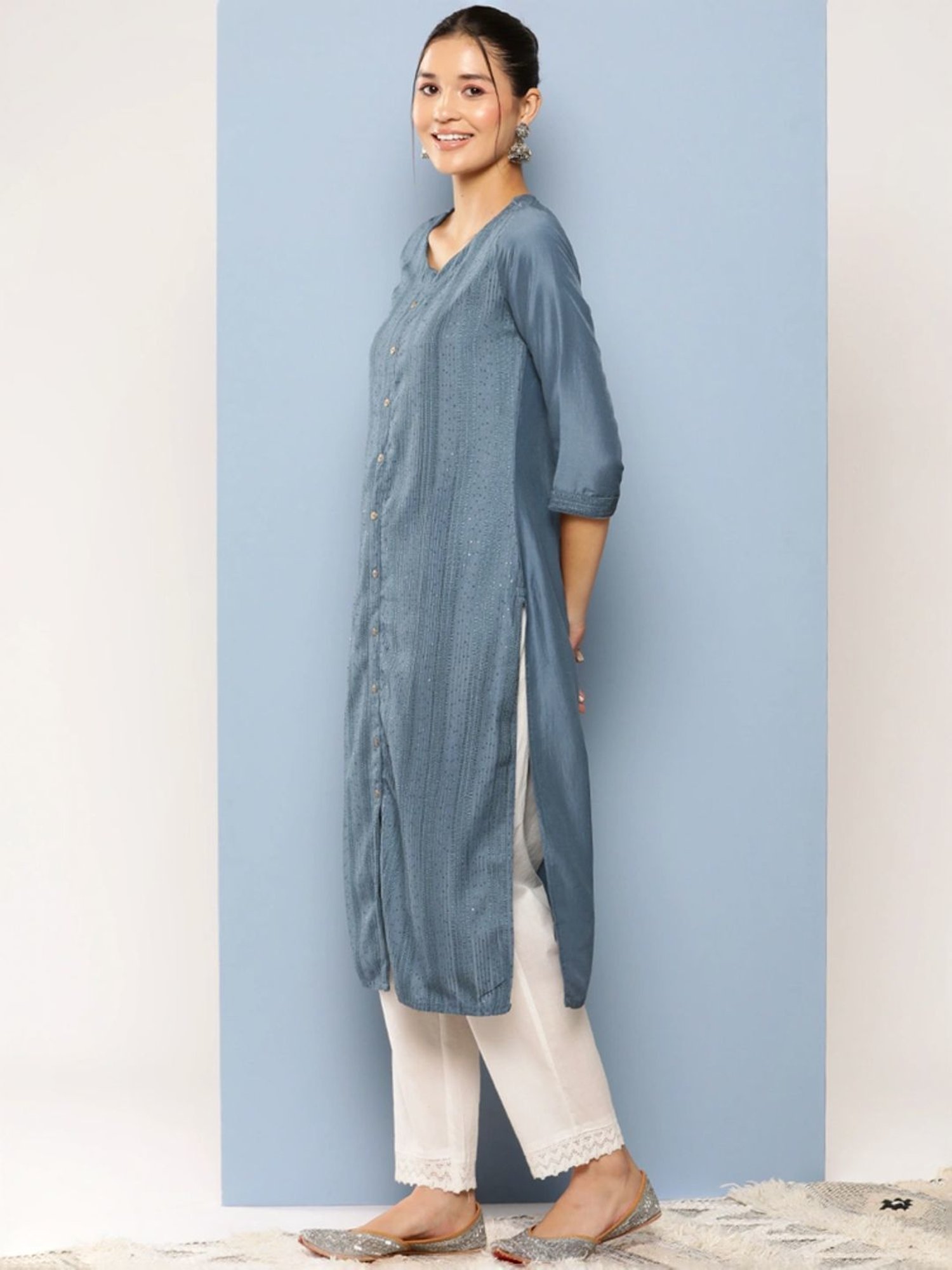 Aarika Grey Cotton Embroidered Straight Kurta