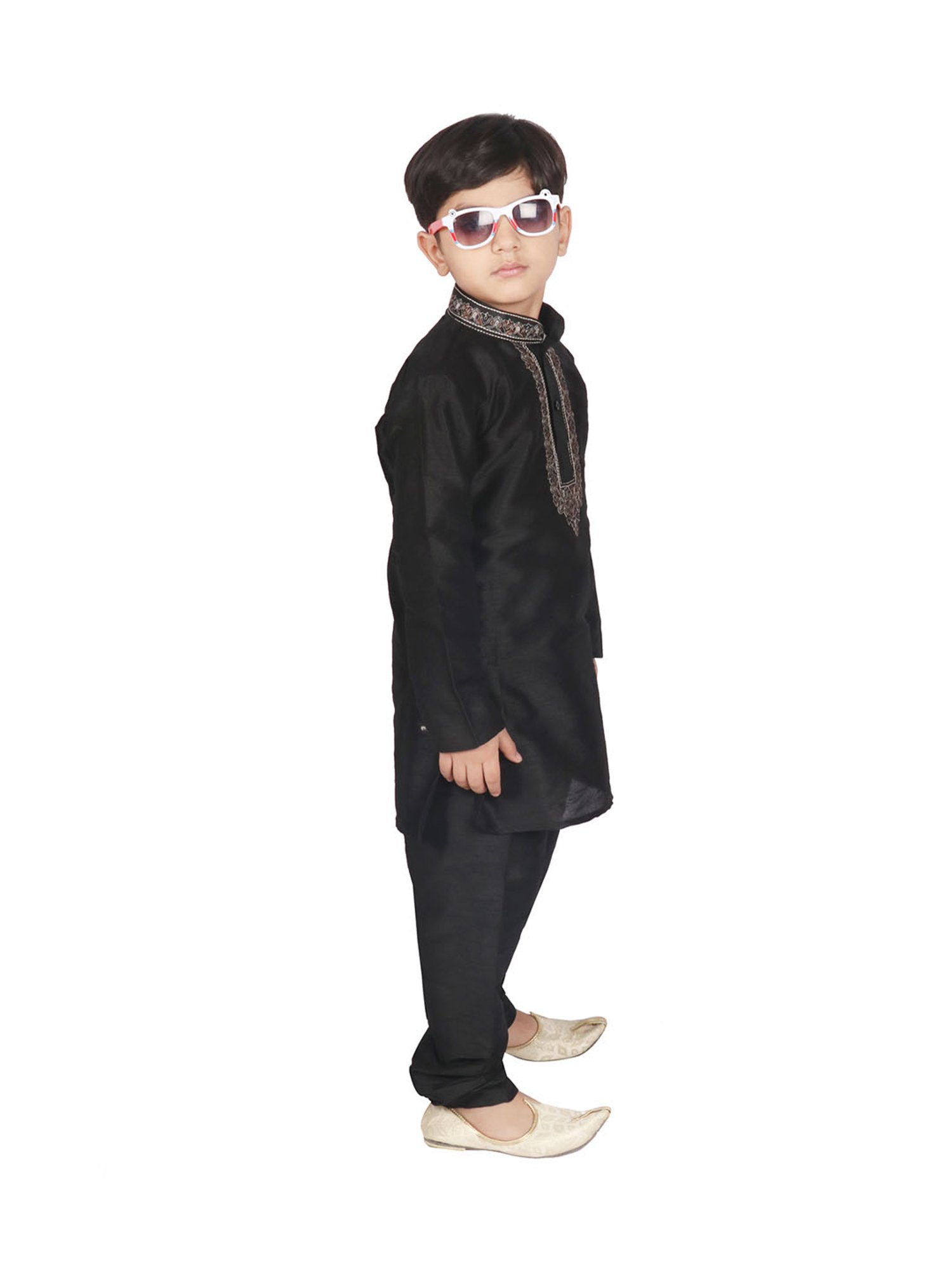 SG Yuvraj Kids Black Embroidered Kurta with Churidars