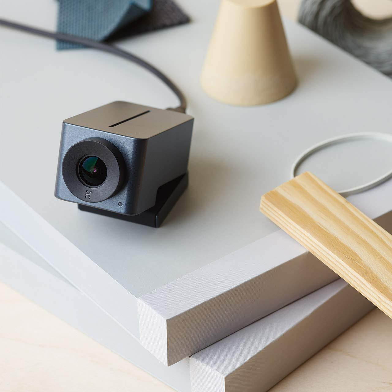 Huddly IQ Camera Including 0.6M USB Cable - Limited Edition: Steel Blue