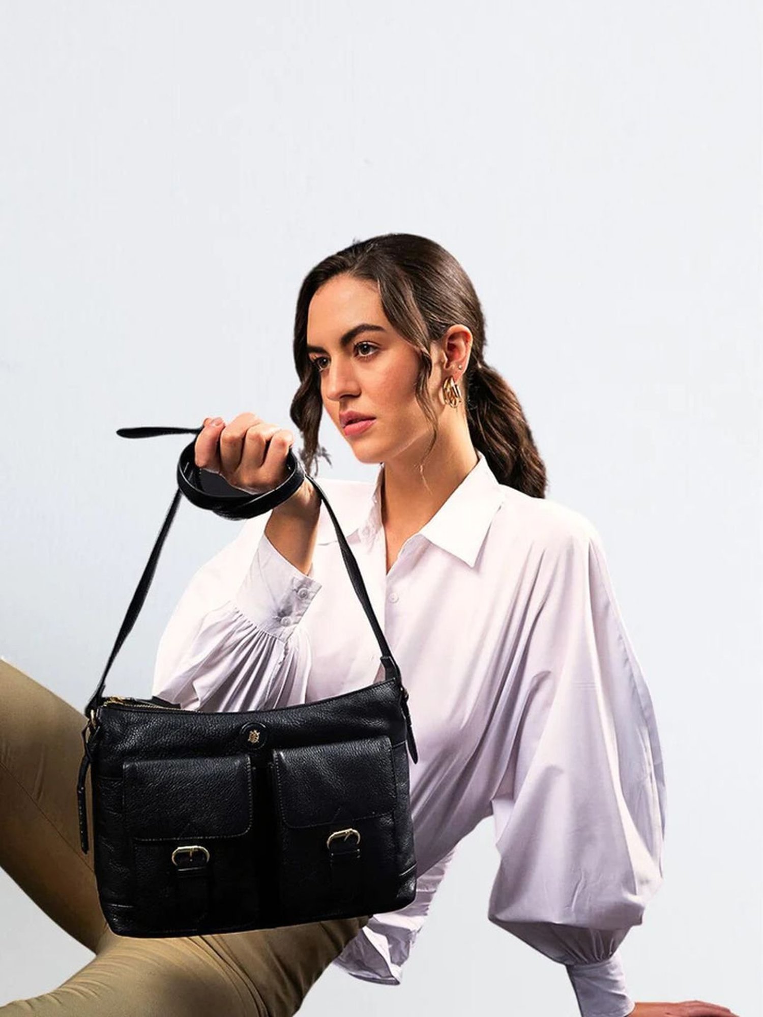 Tortoise Go Everywhere Jayna Black Solid Medium Cross Body Bag