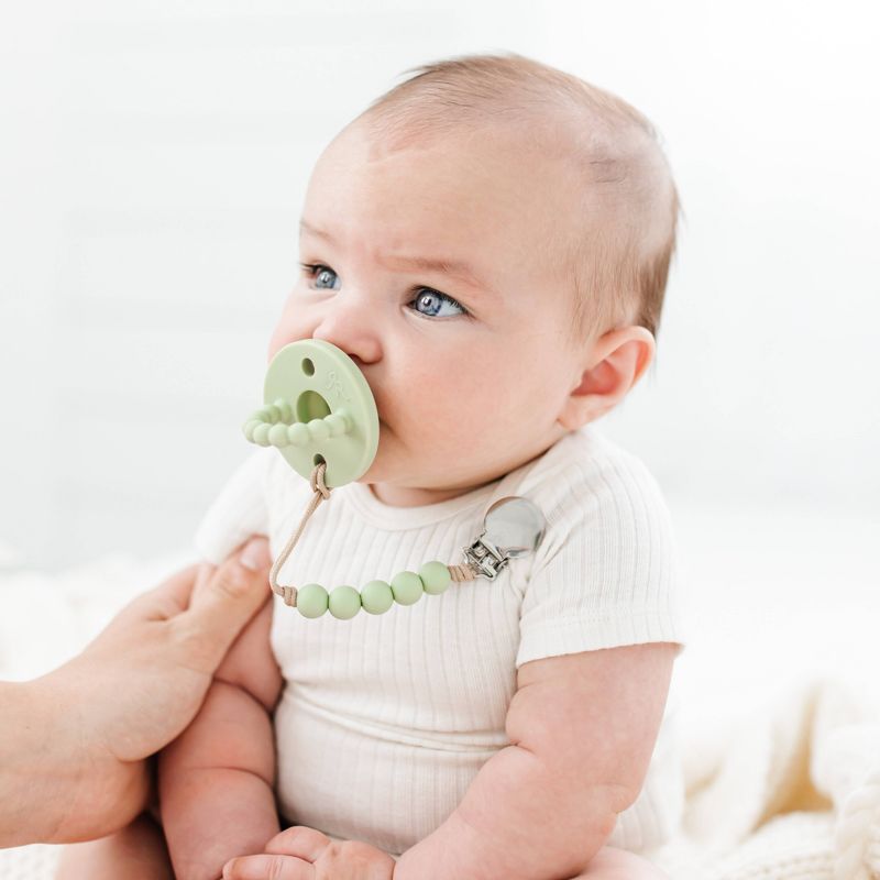 Loulou Lollipop Darling Pacifier Clip - Avocado