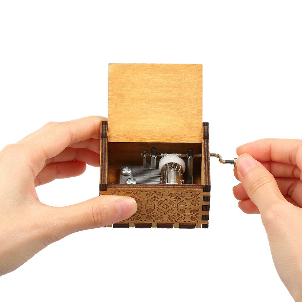 Vintage Wooden Theme Song Music Box Hand-operated Carved Engraving Music Case Creative Holiday Birthday Gifts for Kids