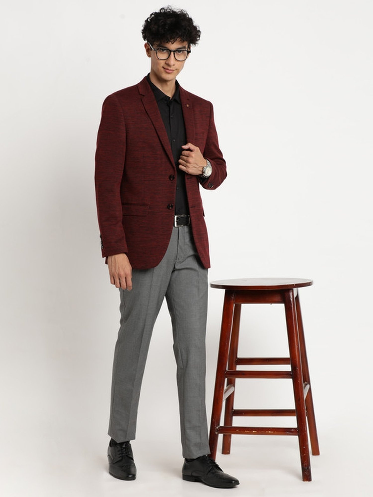 Turtle Maroon Slim Fit Self Pattern Blazer