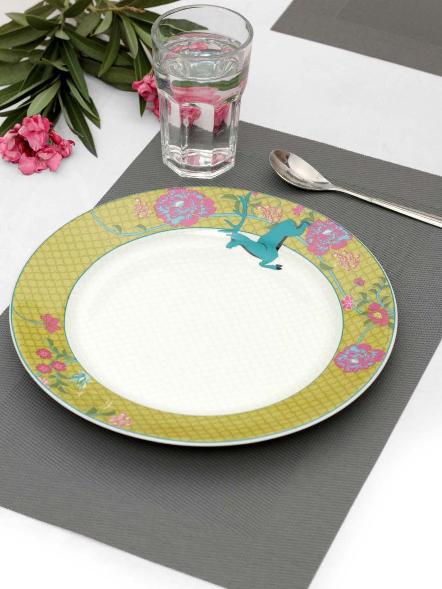India Circus Multicolor Ceramic Dinner Plate - Set of 1
