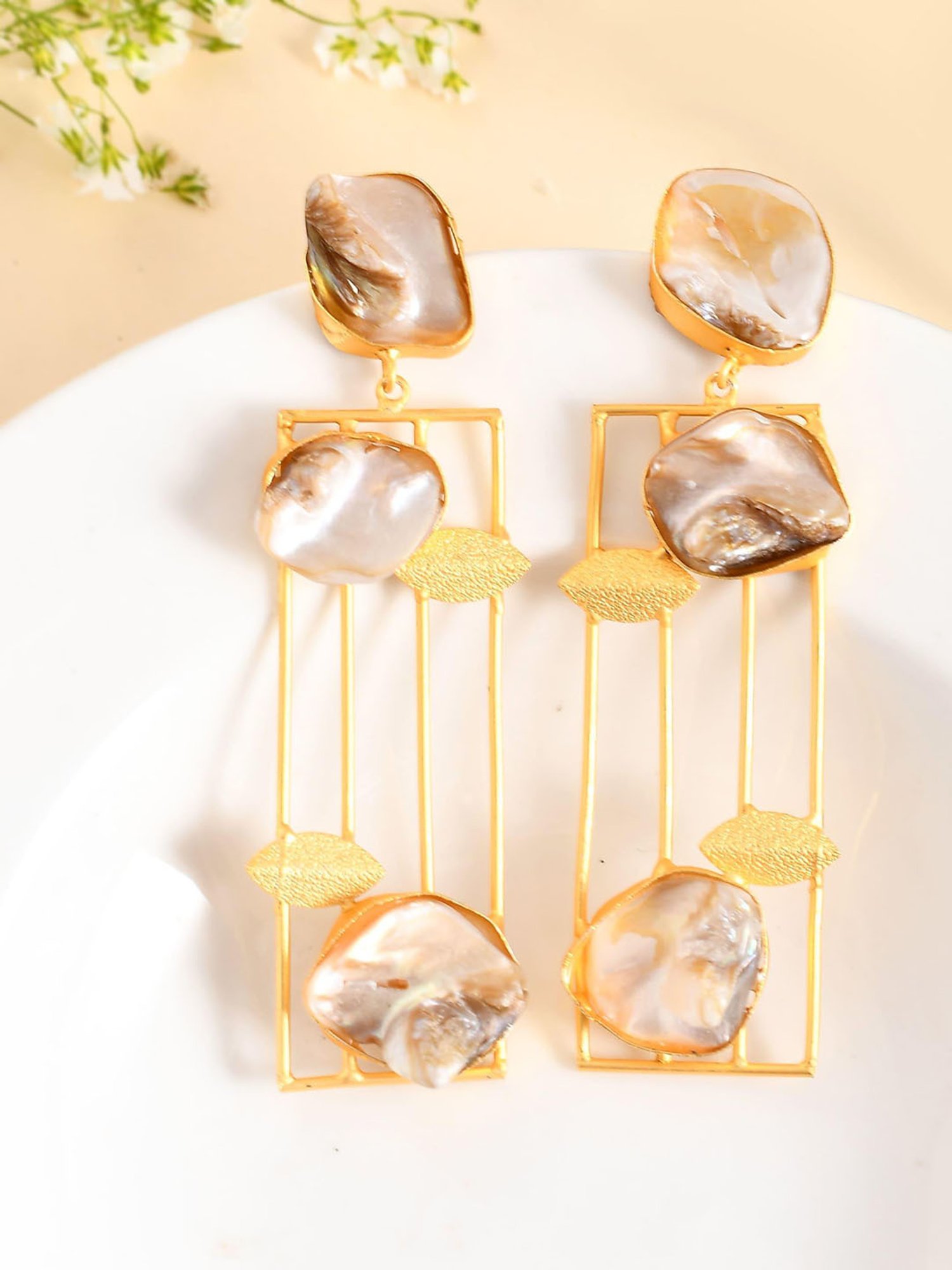 VOJ Gold Platet Gray Stone Stuuded Contemporay Rectangular Shaped Earrings for Women