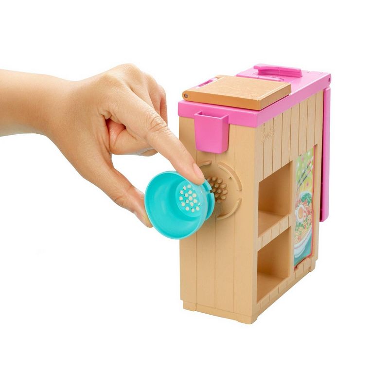Barbie You Can Be Anything Noodle Maker Blonde Doll and Playset