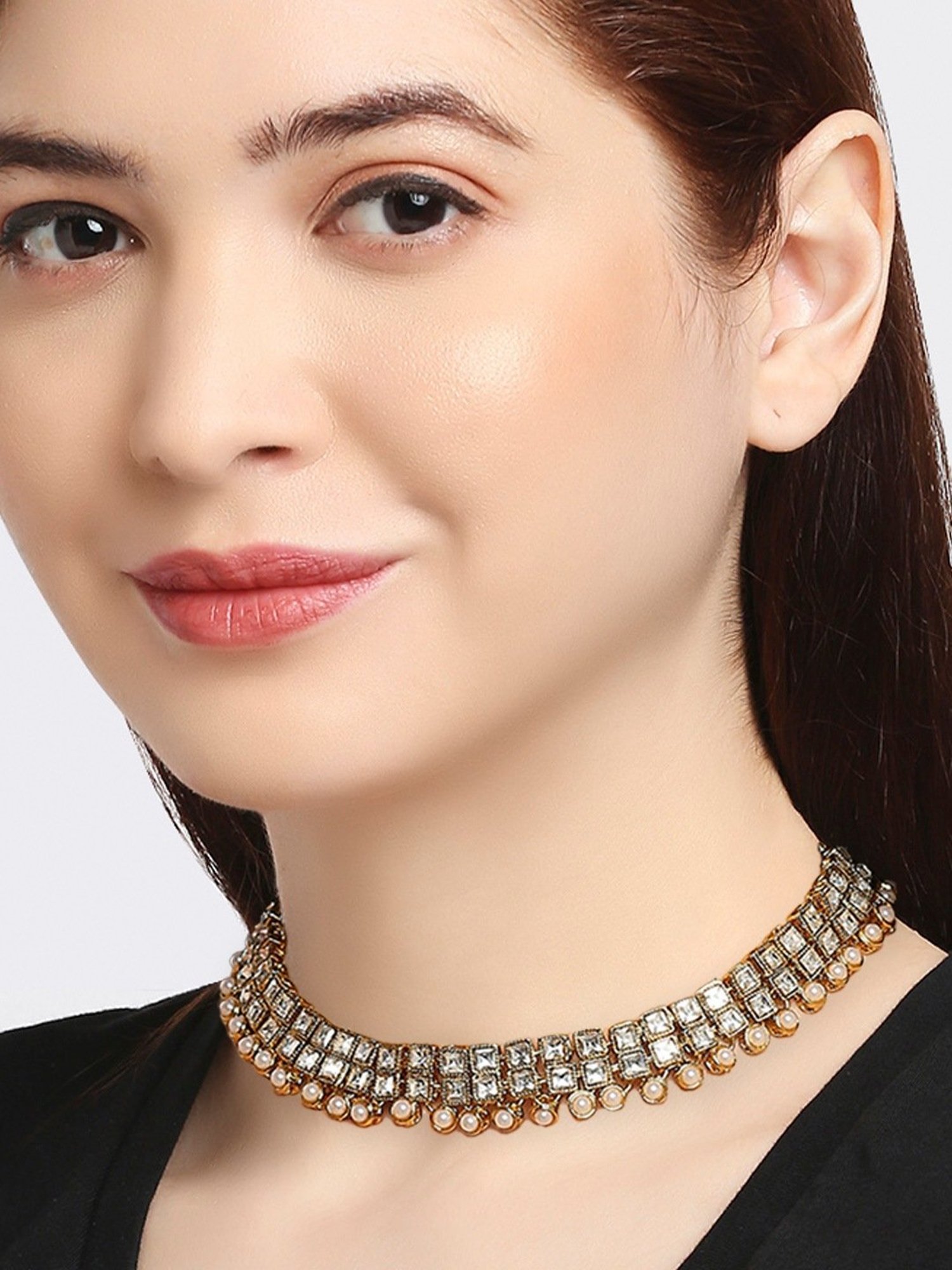 Oomph Gold Tone Kundan Studded Party Wear Indo Western Choker Necklace