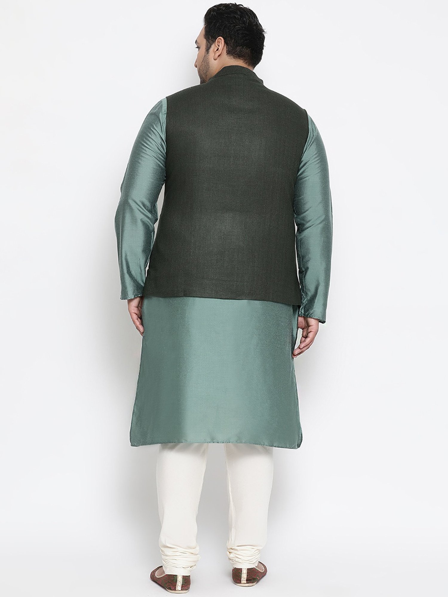 KISAH PLUS Green & Black Regular Fit Printed Kurta Set With Jacket