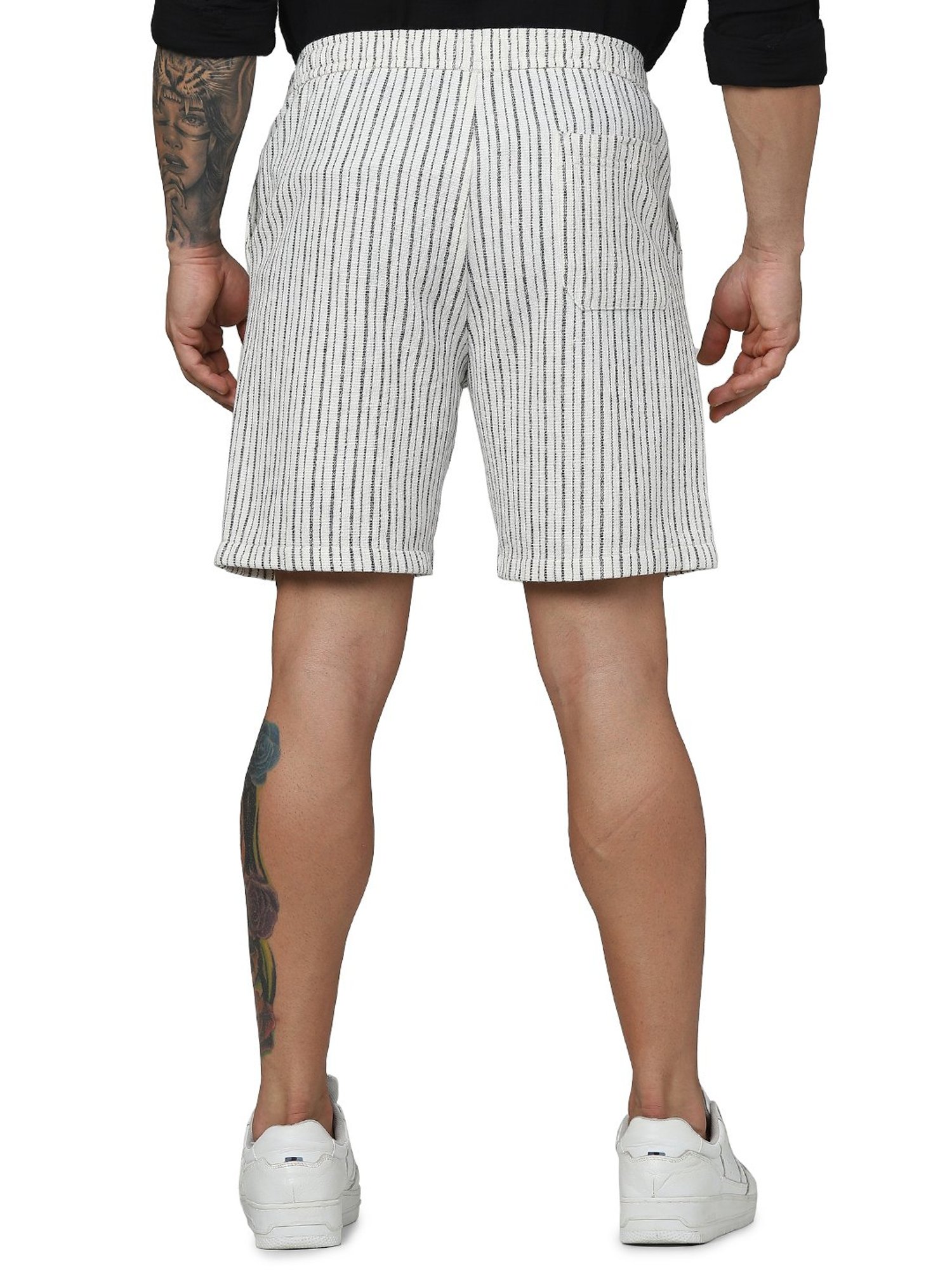 celio* Off White Regular Fit Striped Shorts