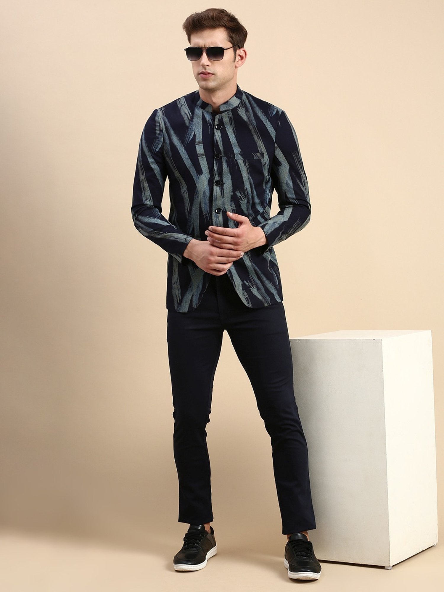 SHOWOFF Navy Blue Cotton Slim Fit Printed Blazer