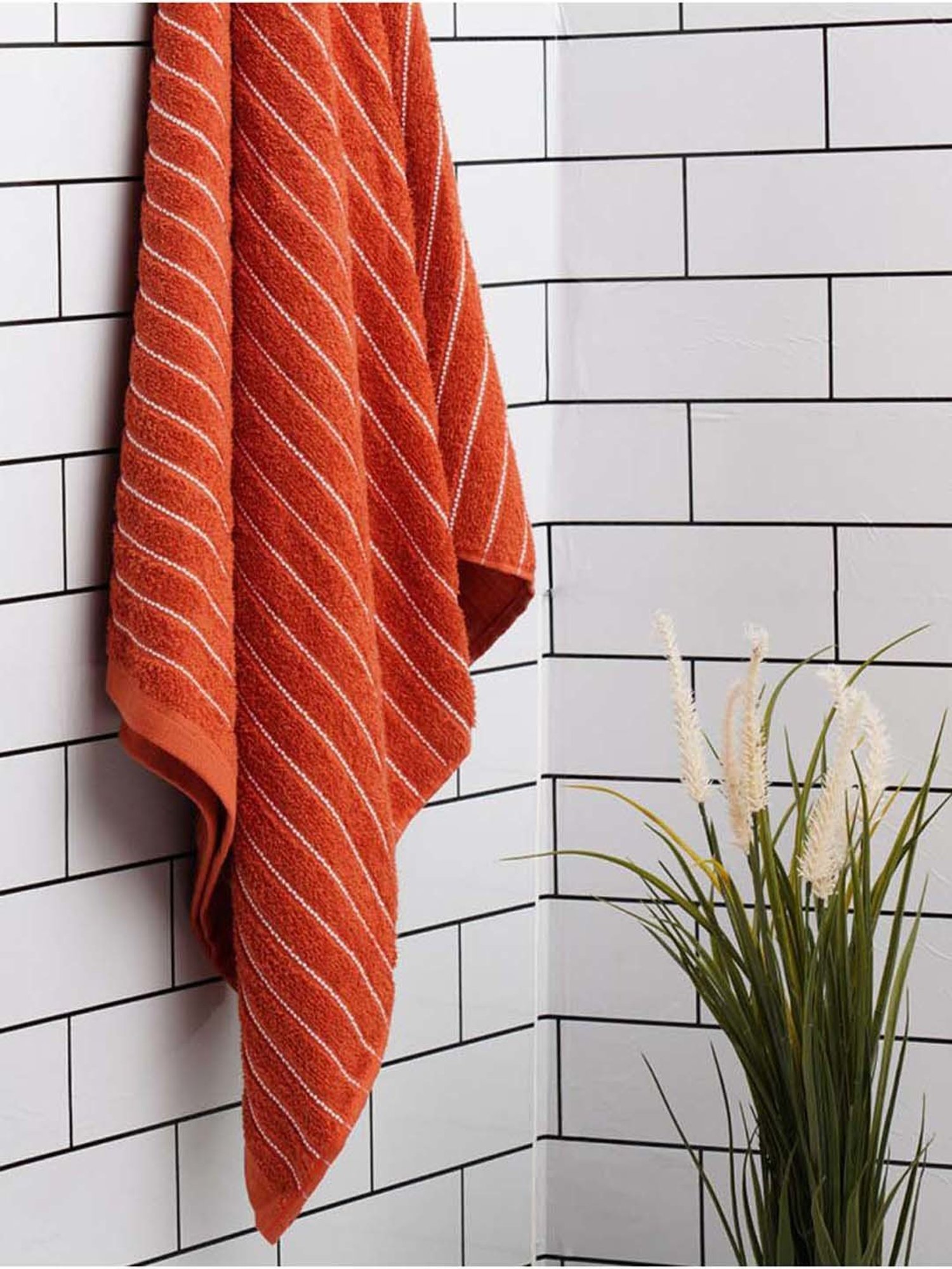 Welspun 2-In-1 Rust Cotton 250 GSM Bath Towel