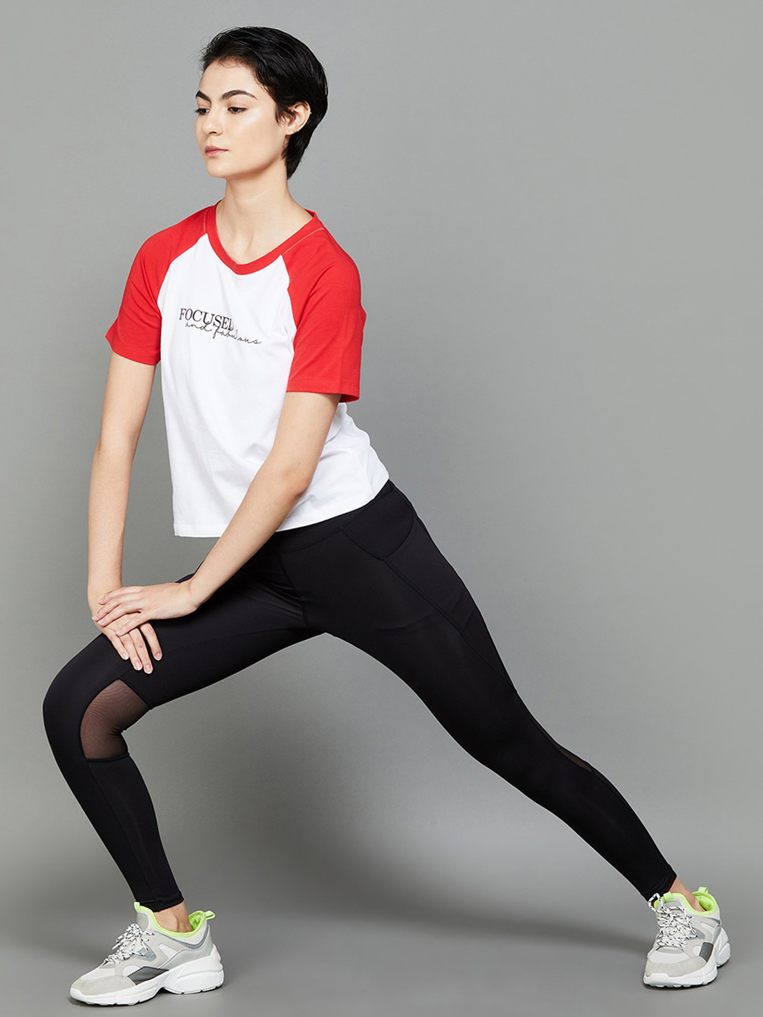 Columbia Navy Daisy Days SS Graphic T-Shirt