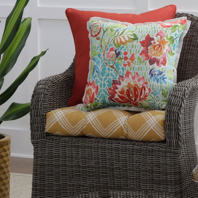 Emma and Oliver Black Fabric Chiavari Chair Storage Cover