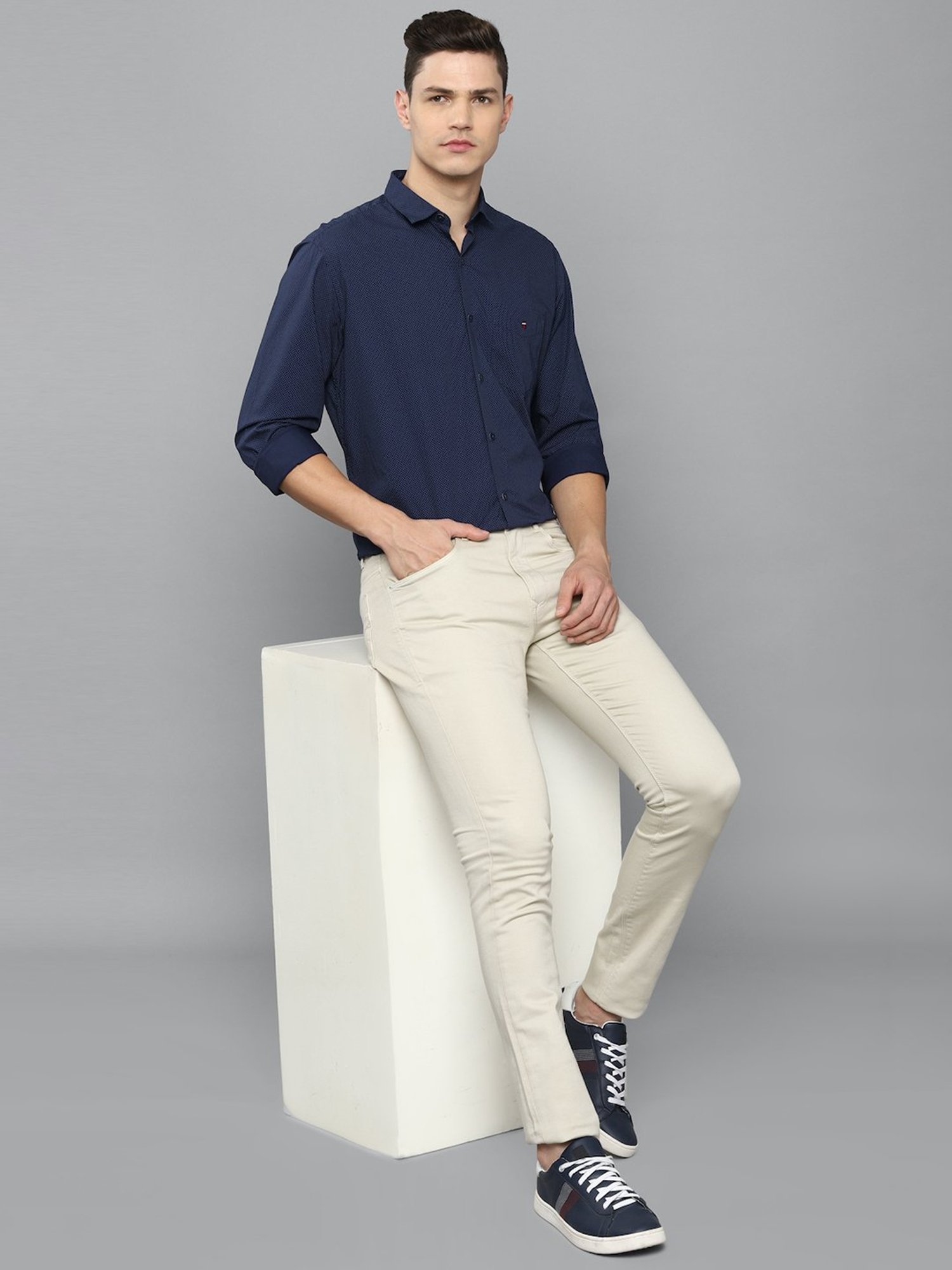 Louis Philippe Sport Navy Slim Fit Printed Cotton Shirt