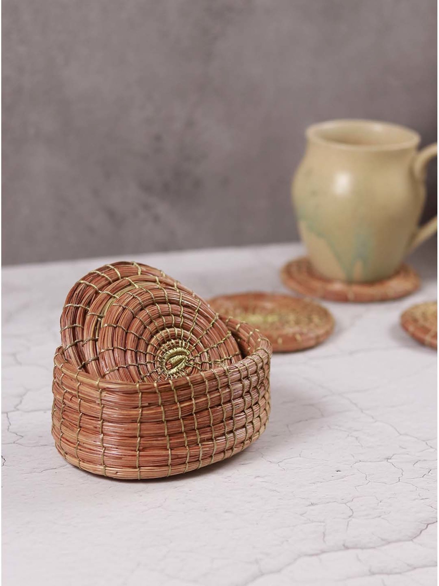 Unravel India Brown Piruls Classy Pine Wood 6Pc Tea Coaster & Stand Set