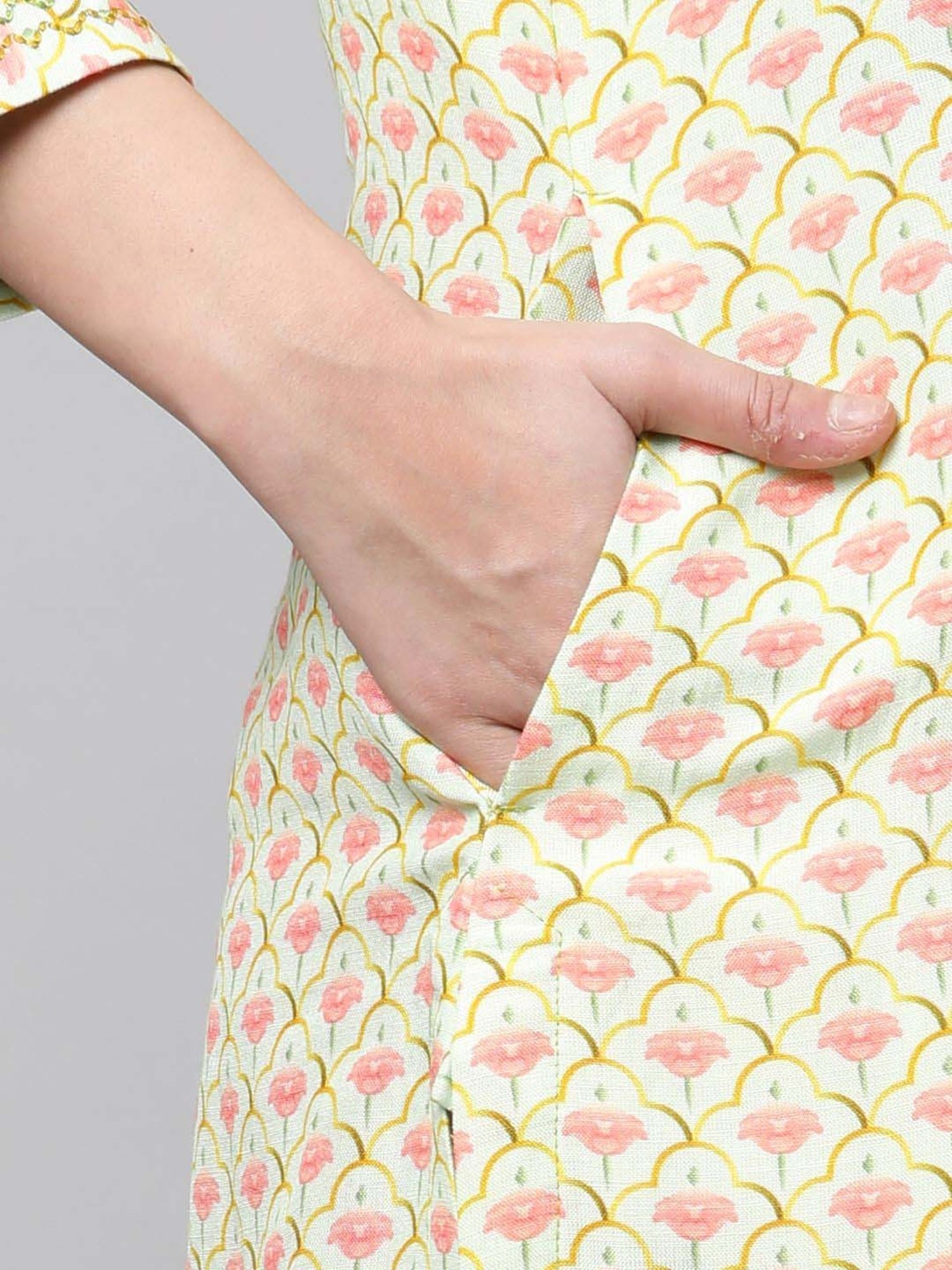 Linen Club Woman Beige Linen Floral Print Straight Kurta