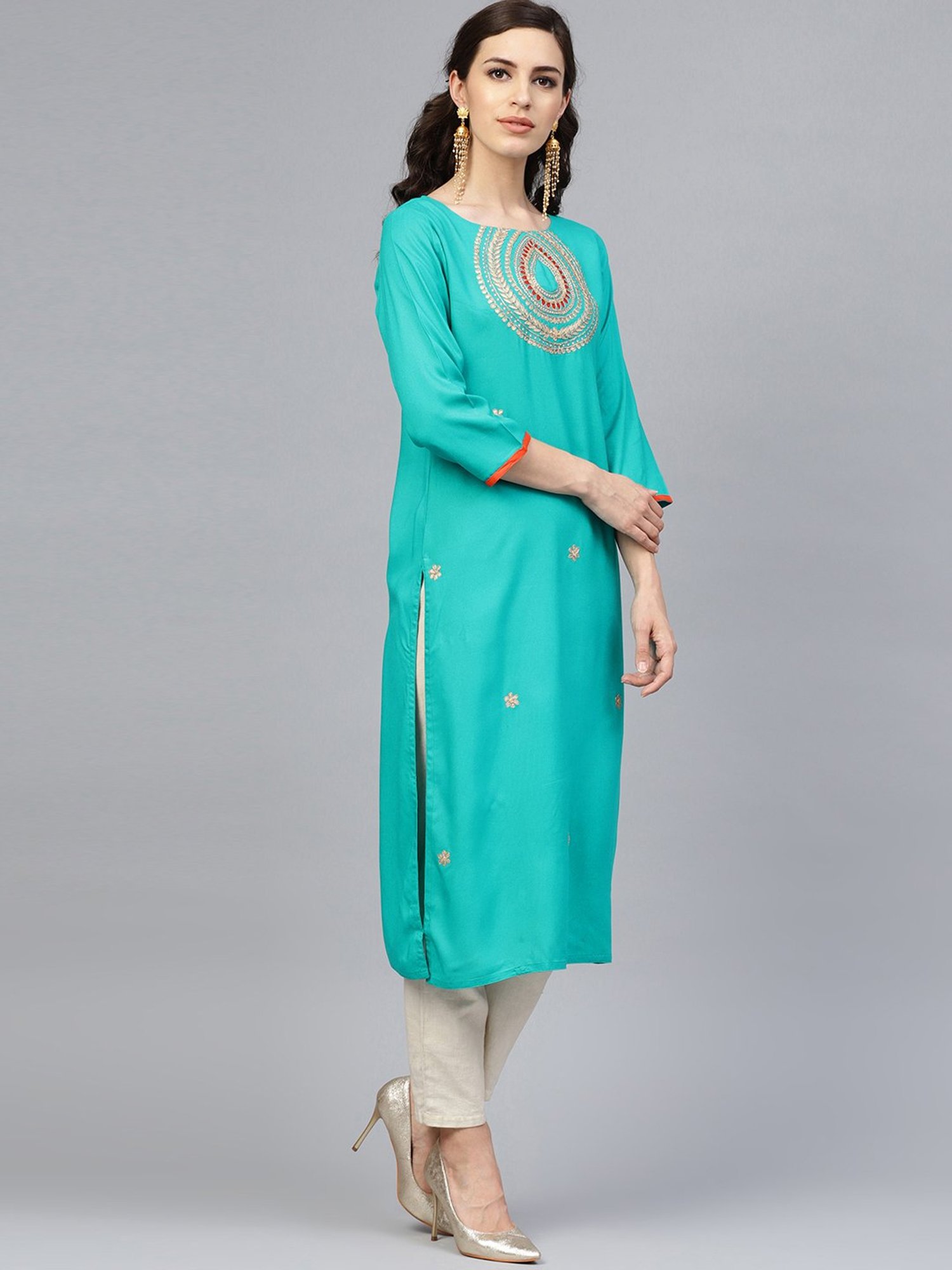 Geroo Jaipur Green Hand Embroidered Straight Rayon Kurta