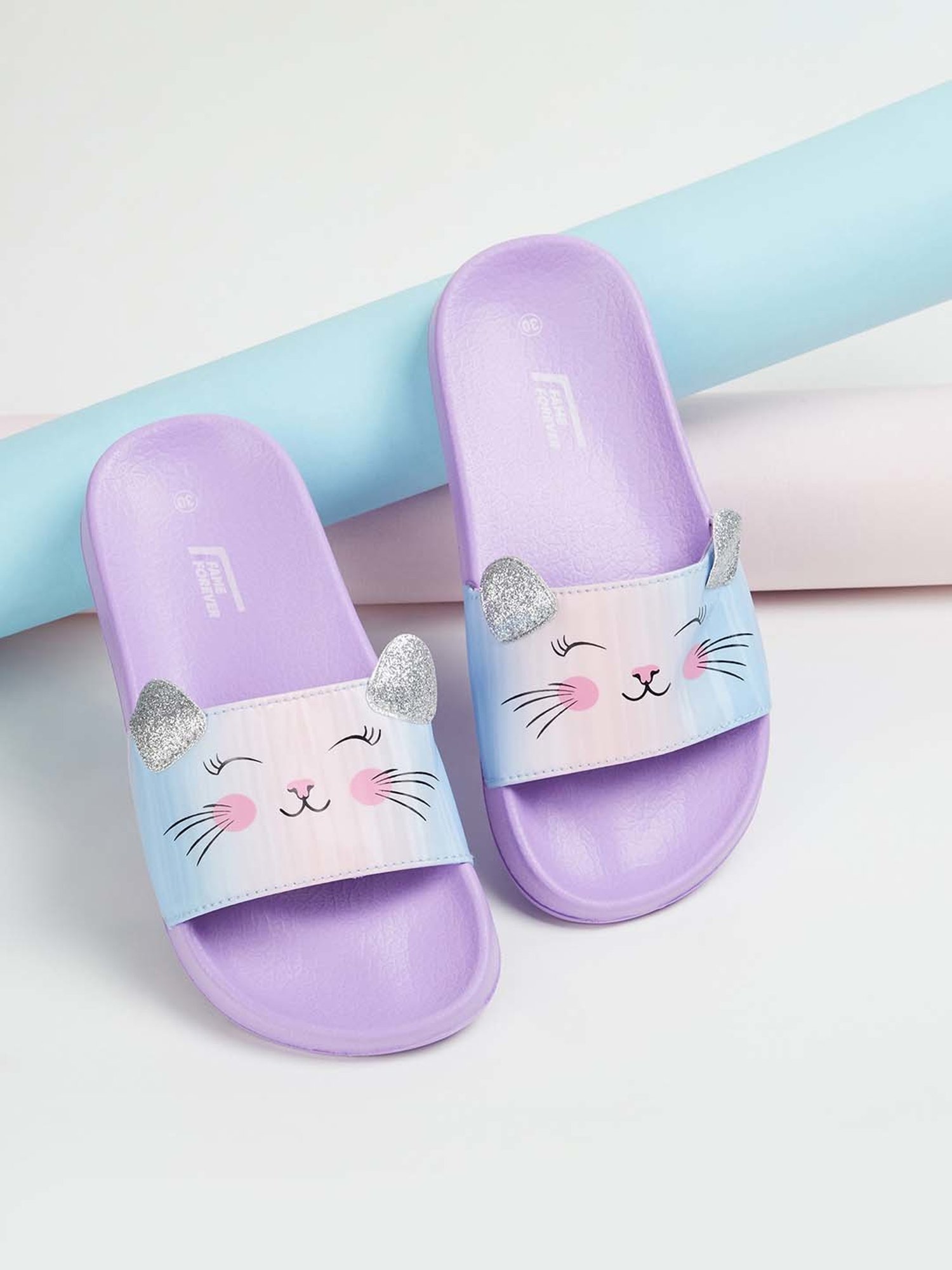 Fame Forever by Lifestyle Kids Lilac Casual Slides