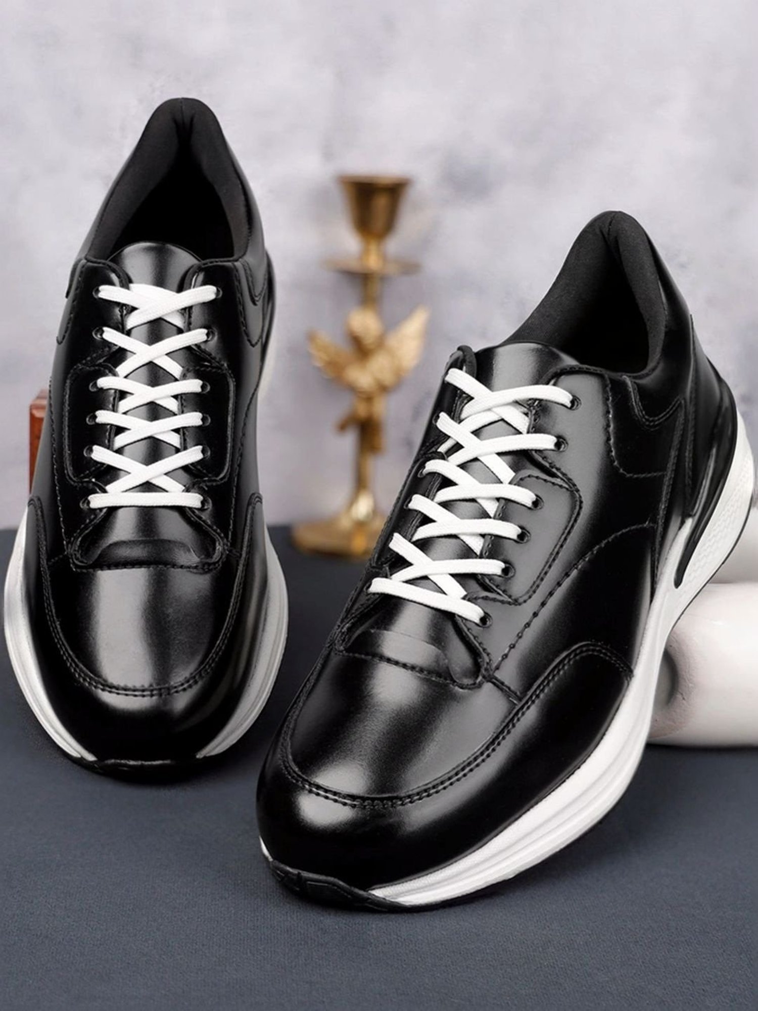 Louis Stitch Men's Black Casual Sneakers