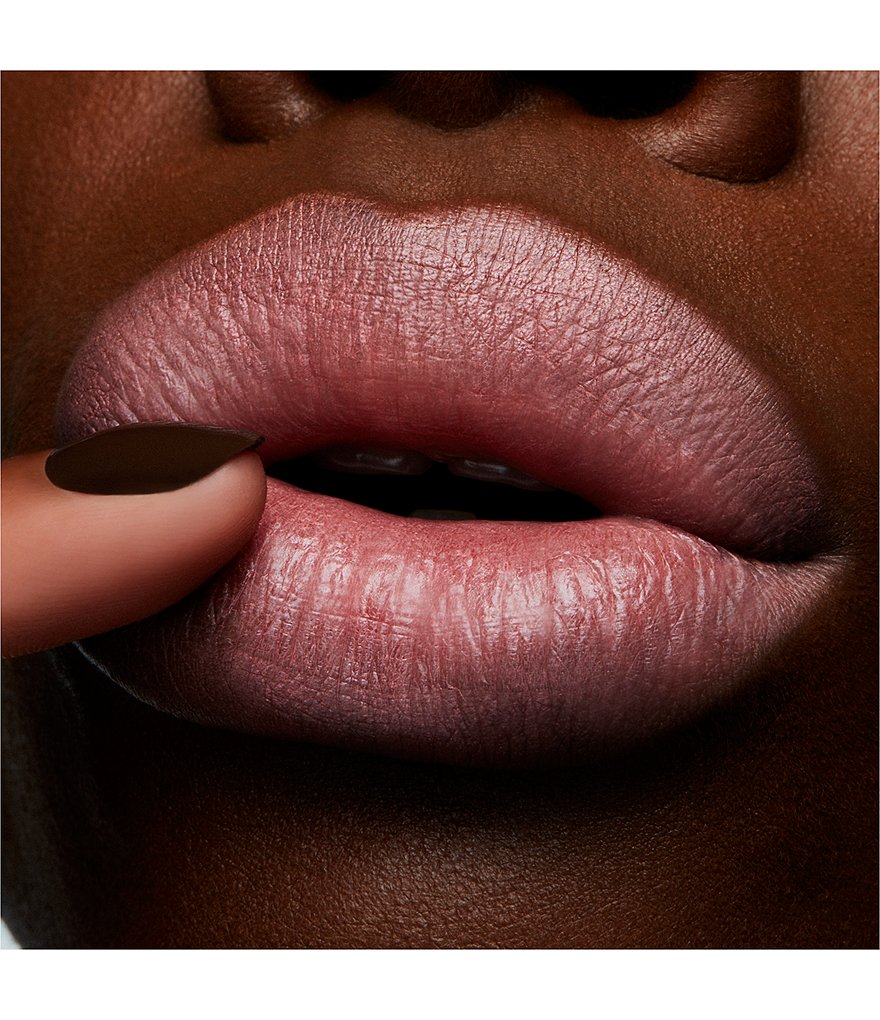 MAC Love Me Lipstick