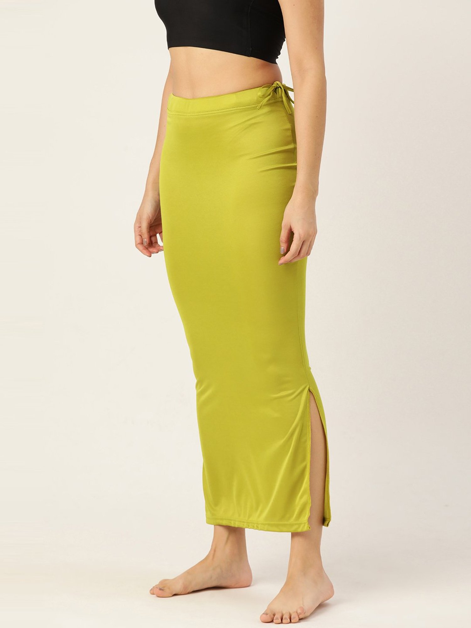 Ms.Lingies Green Plain Saree Shapewear