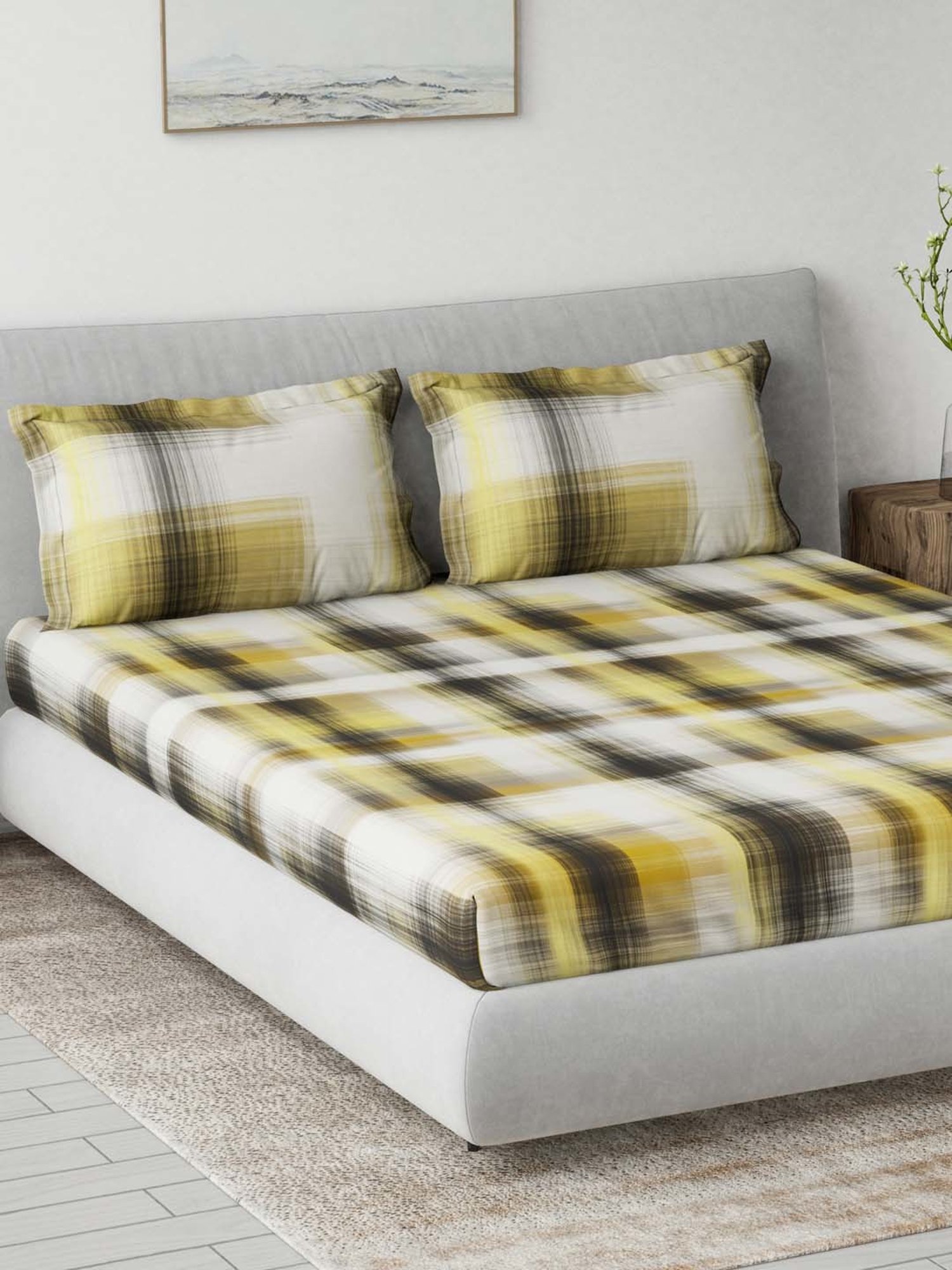 Ddecor Live beautiful Primary Yellow 144 TC Cotton Queen Bedsheet with 2 Pillow Covers